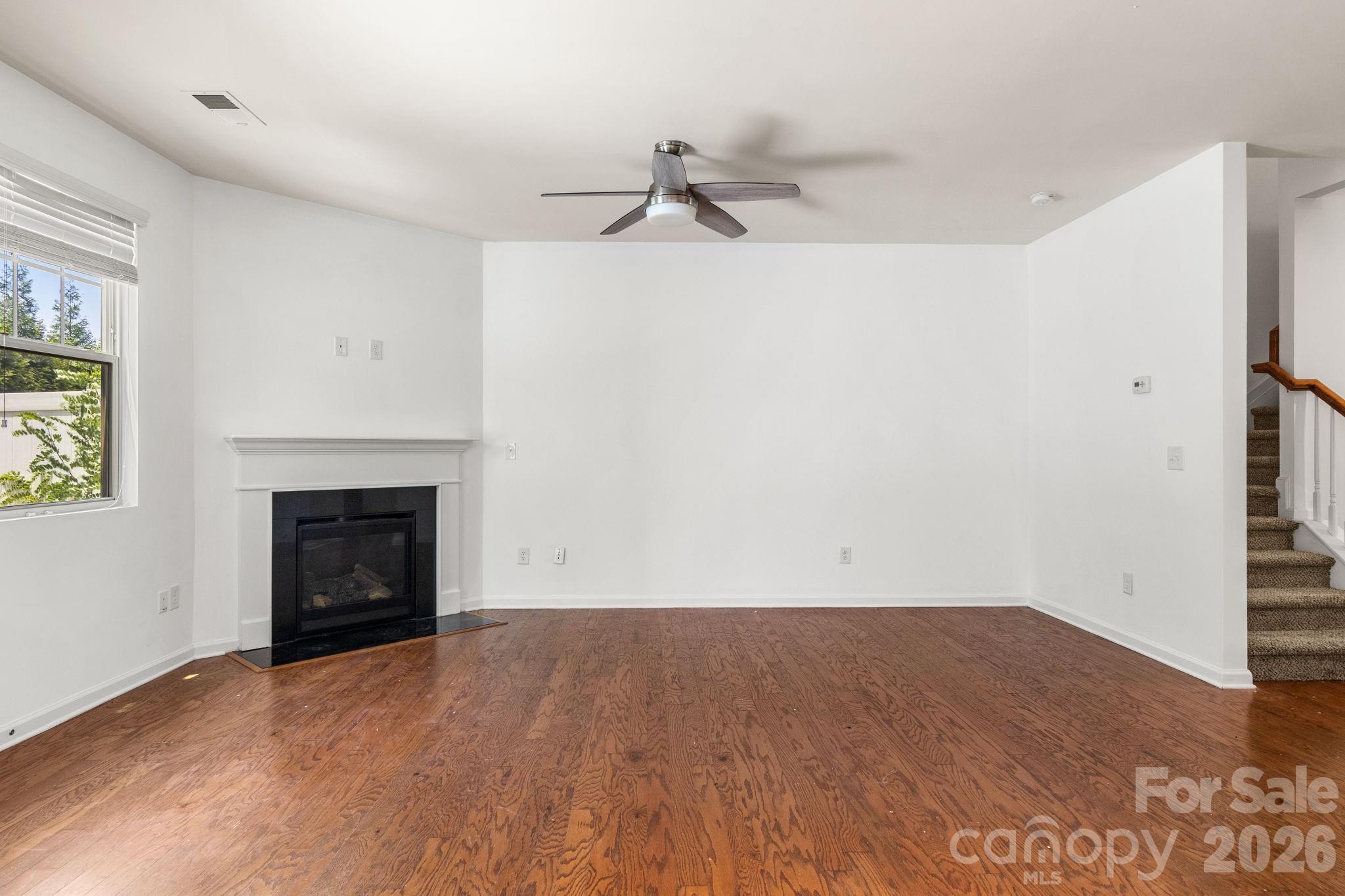 Townhouse at 4037 Black Walnut Way, Fort Mill, photo 5 of 28