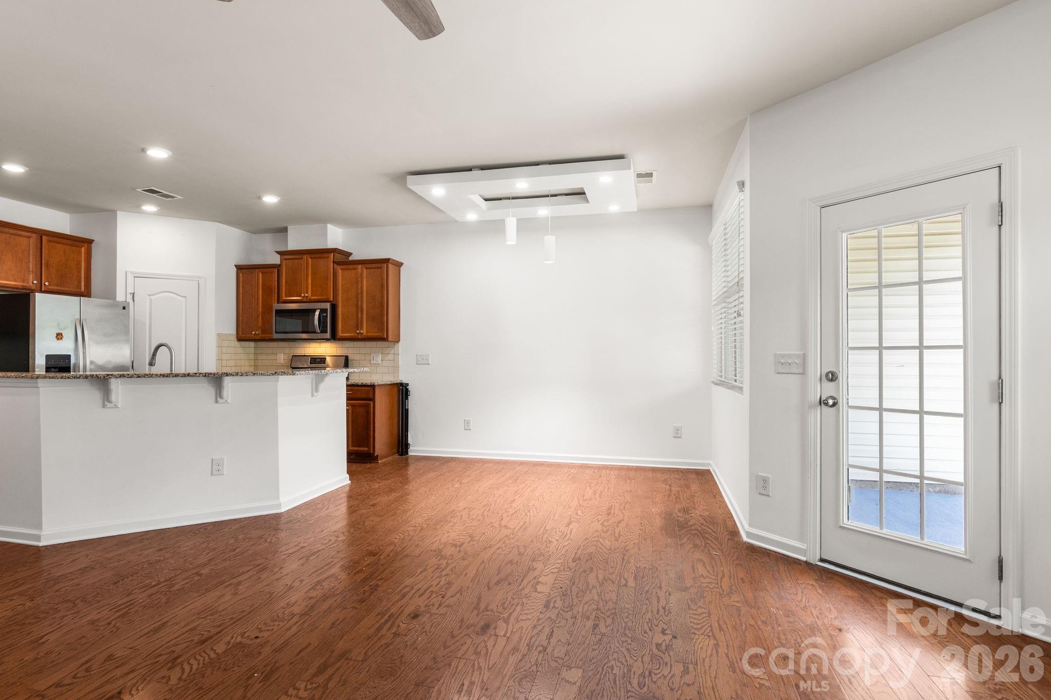 Townhouse at 4037 Black Walnut Way, Fort Mill, photo 6 of 28
