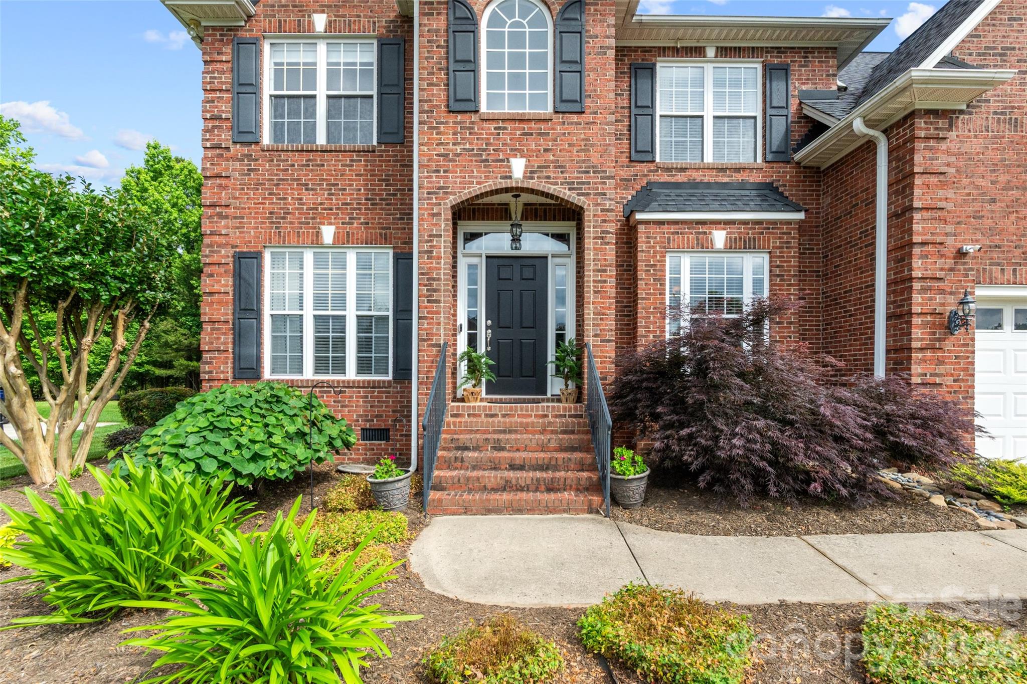 Single Family Residence at 5649 Old Town Lane, Gastonia, photo 3 of 40