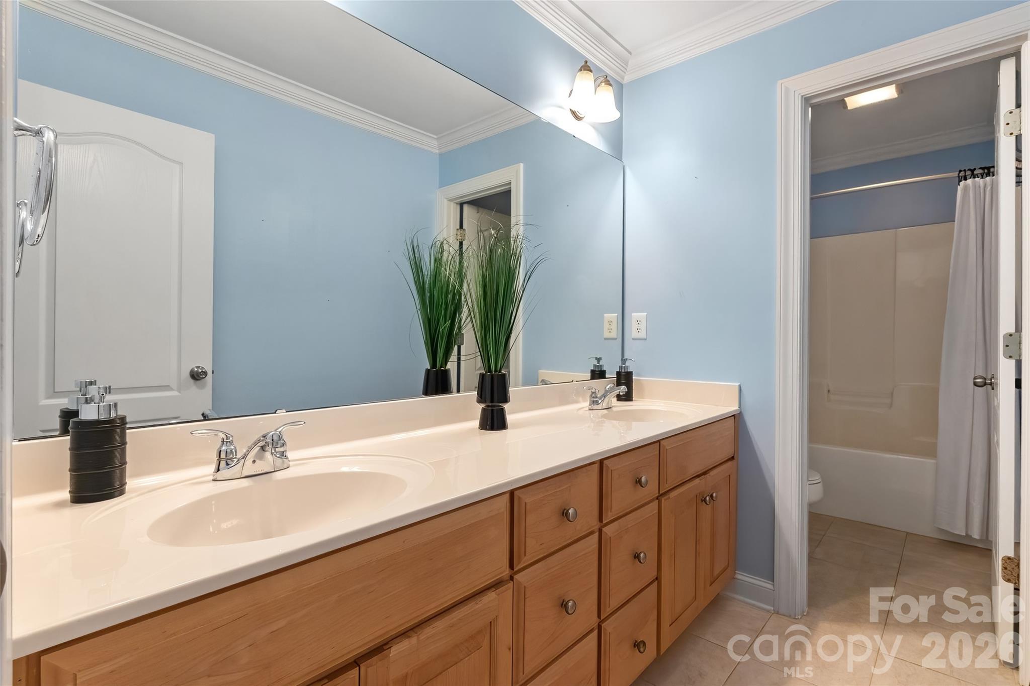 Single Family Residence at 5649 Old Town Lane, Gastonia, photo 32 of 40