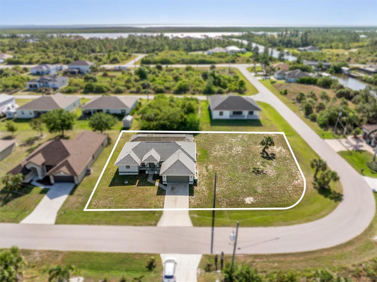 Single Family Residence at 10056 LEBANON DR, PORT CHARLOTTE, photo 32 of 40