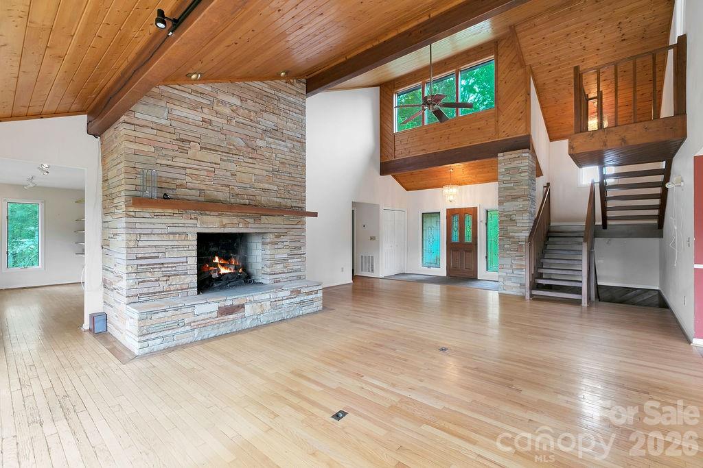 Single Family Residence at 547 Windover Drive, Brevard, photo 5 of 48