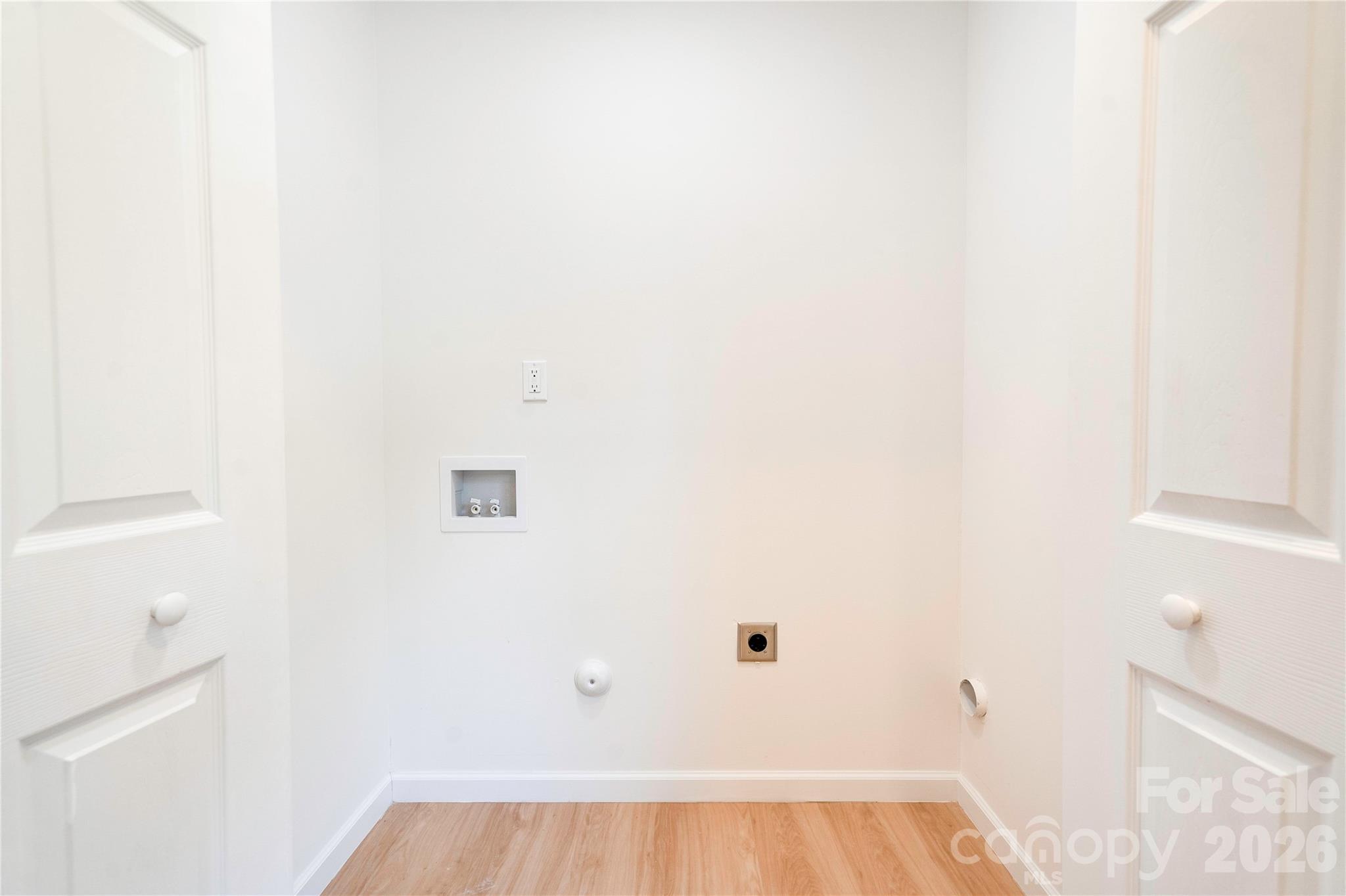Single Family Residence at 2994 Lutz Boulevard, Newton, photo 9 of 36