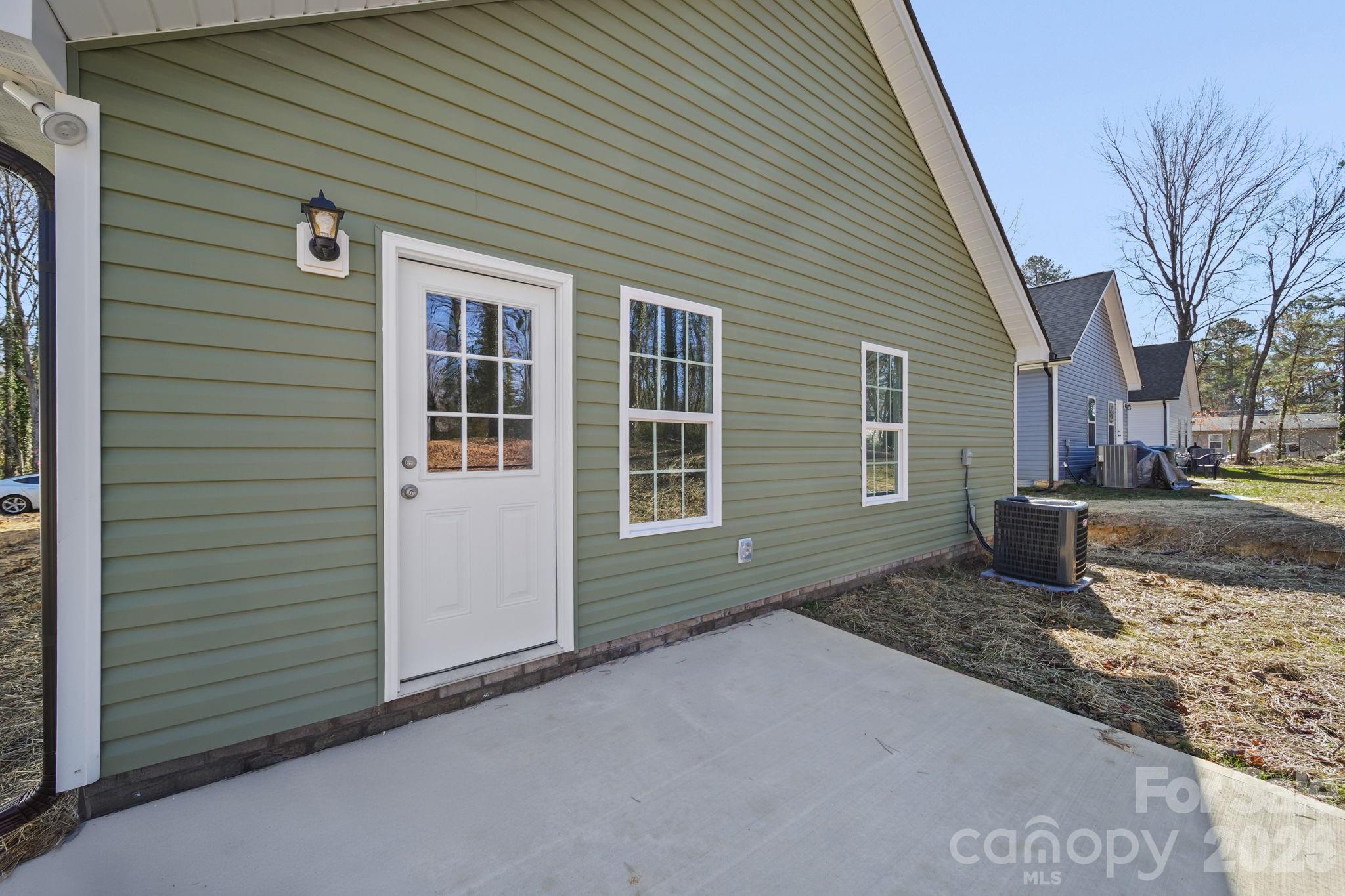 Single Family Residence at 1129 Kenly Street, Salisbury, photo 46 of 50