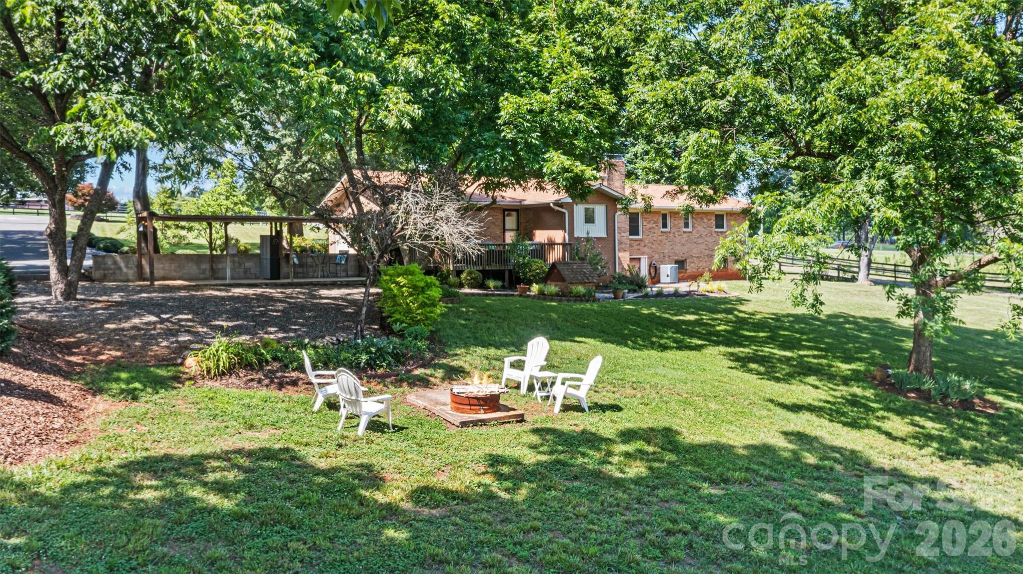 Single Family Residence at 256 Johnson Dairy Road, Mooresville