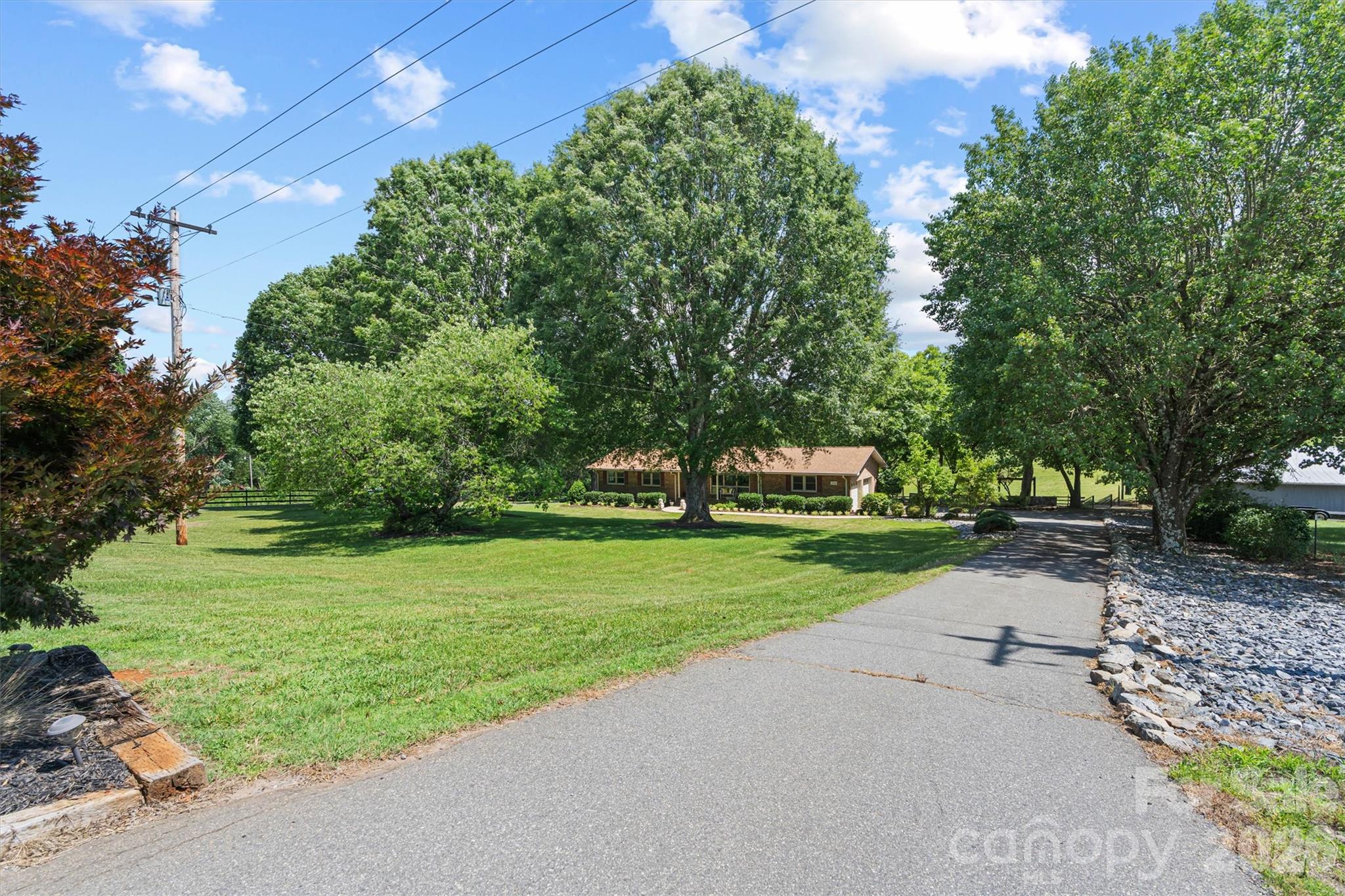 Single Family Residence at 256 Johnson Dairy Road, Mooresville, photo 21 of 46