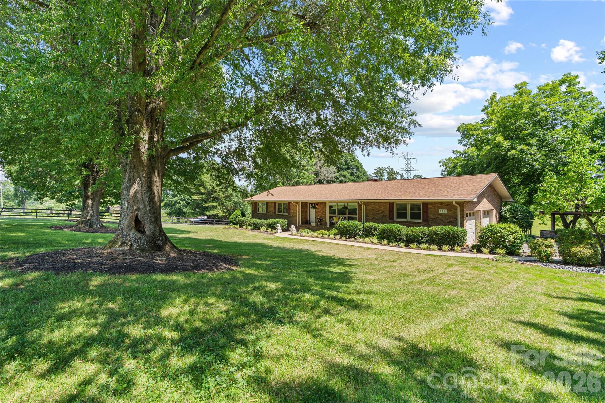 Single Family Residence at 256 Johnson Dairy Road, Mooresville, photo 18 of 46