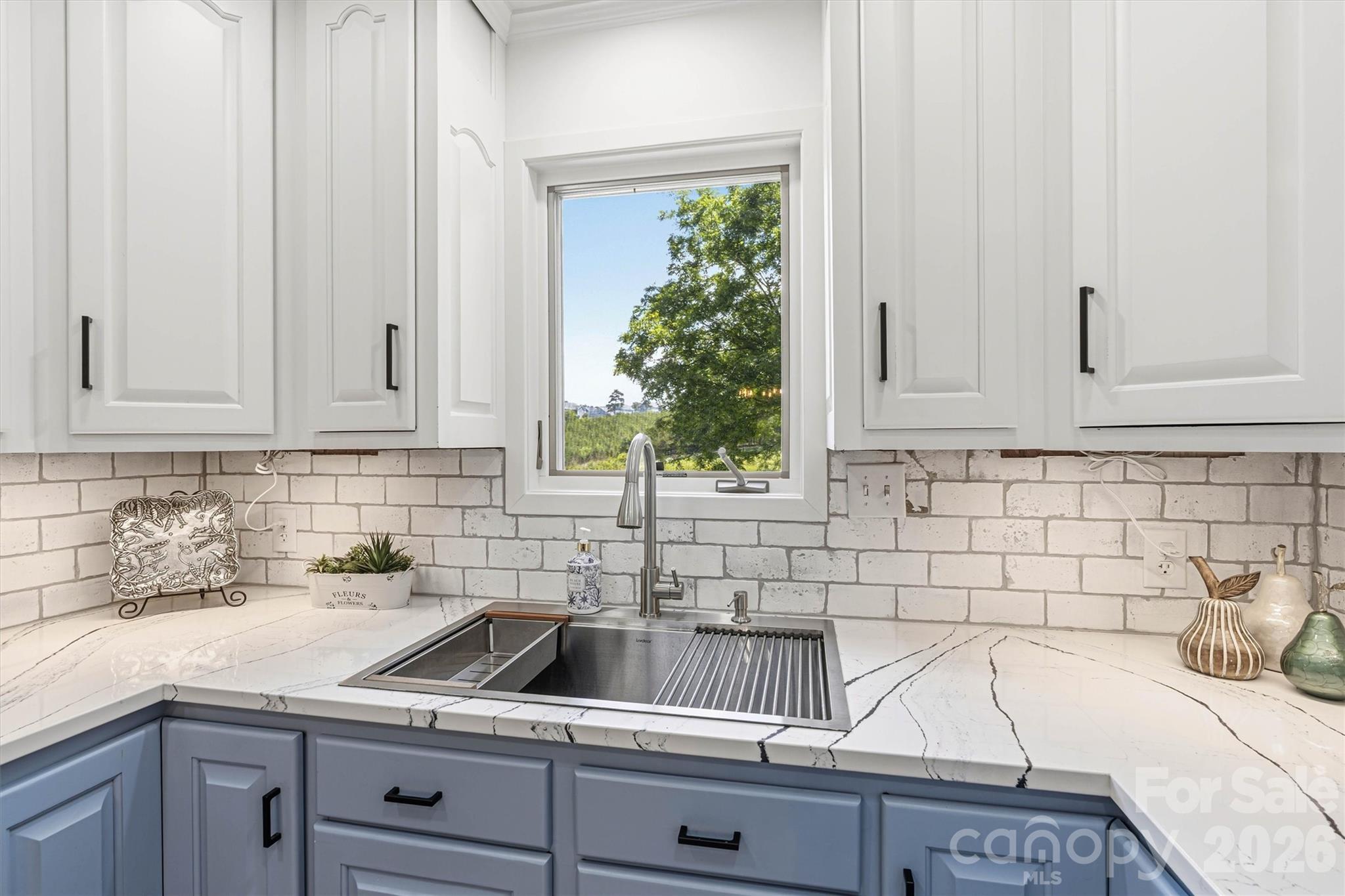 Single Family Residence at 256 Johnson Dairy Road, Mooresville, photo 34 of 46