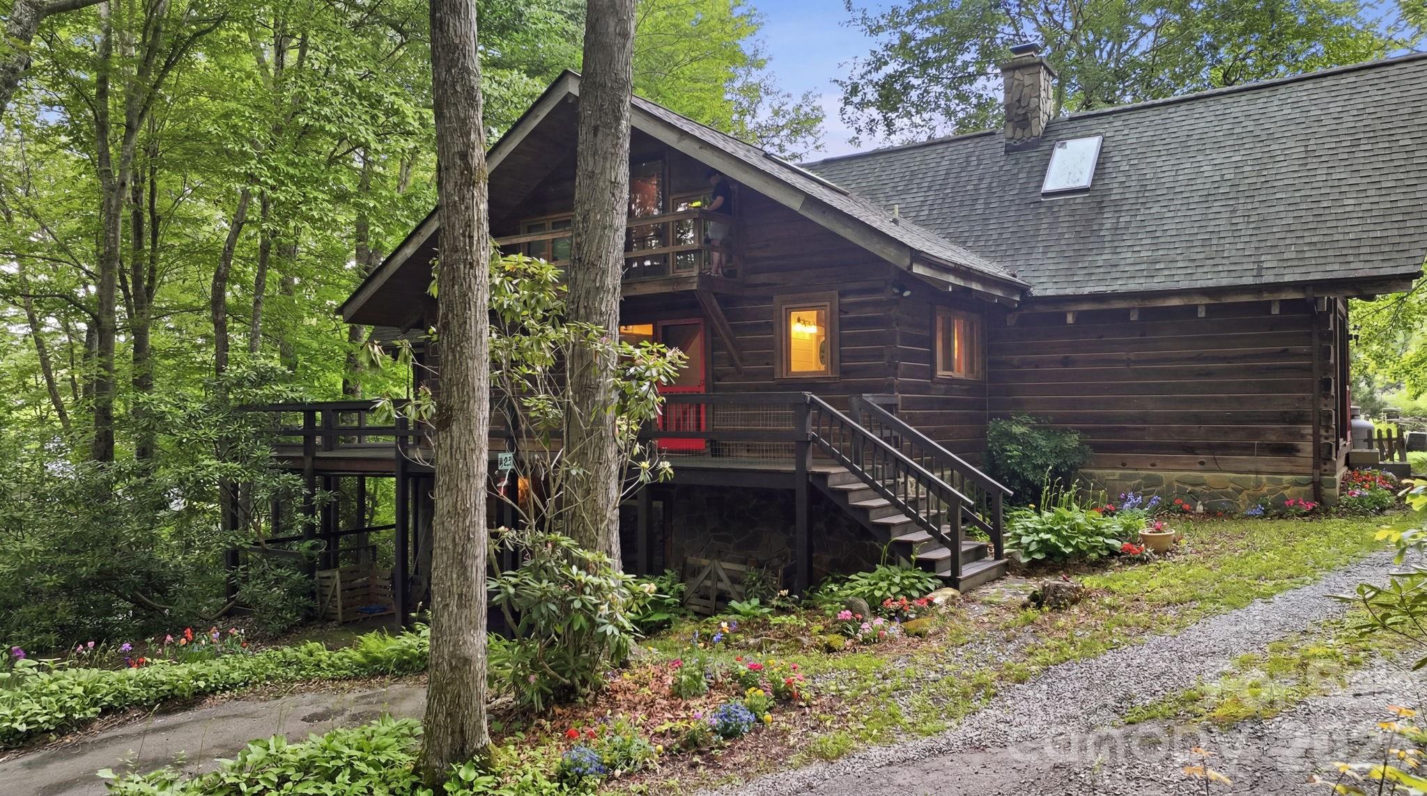 Single Family Residence at 429 Biodome Drive, Waynesville, photo 4 of 47