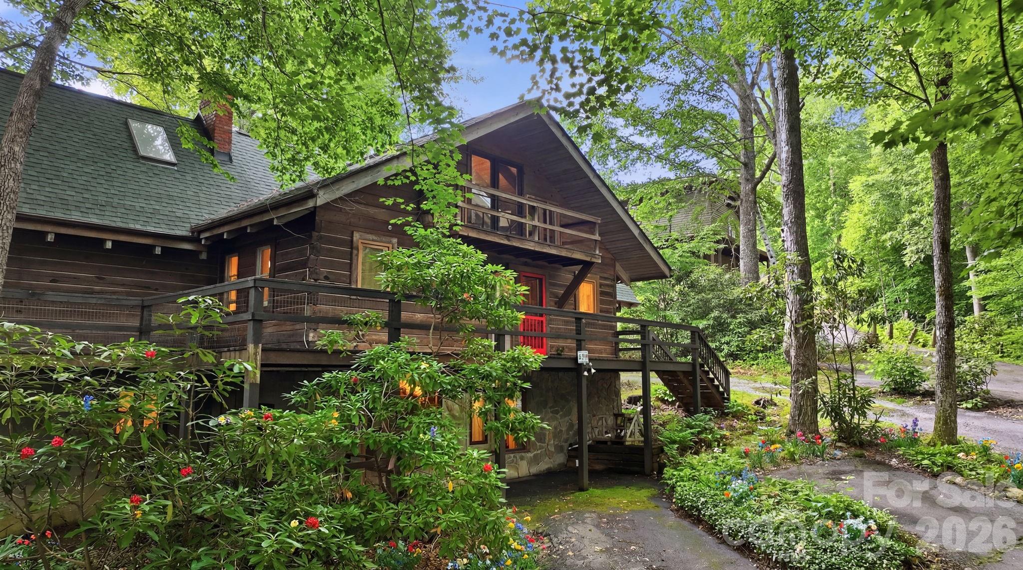Single Family Residence at 429 Biodome Drive, Waynesville, photo 5 of 47