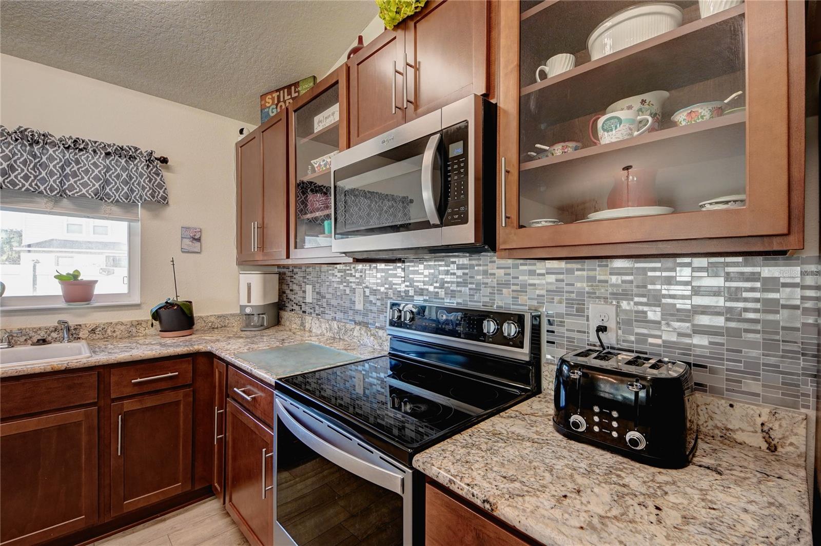 Single Family Residence at 3200 CASA DEL REY AVE, KISSIMMEE, photo 8 of 29