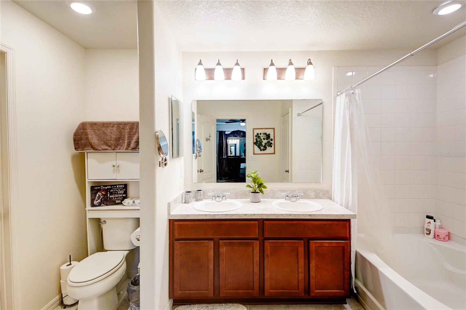 Single Family Residence at 3200 CASA DEL REY AVE, KISSIMMEE, photo 16 of 29