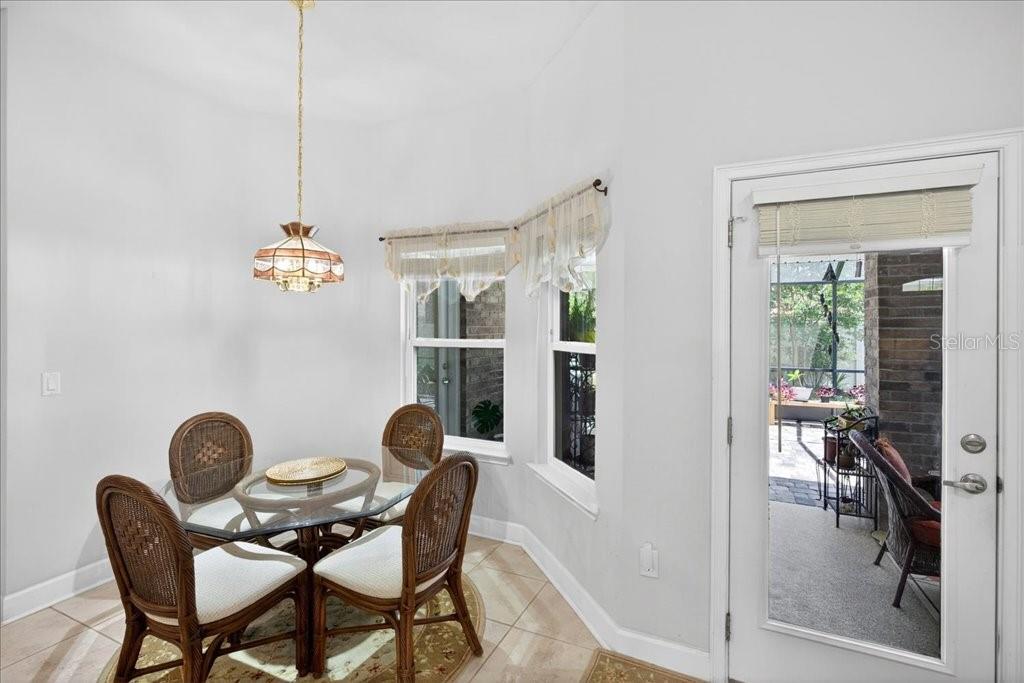 Breakfast looking at the beautiful outside! - 118 RYBERRY DR, PALM COAST