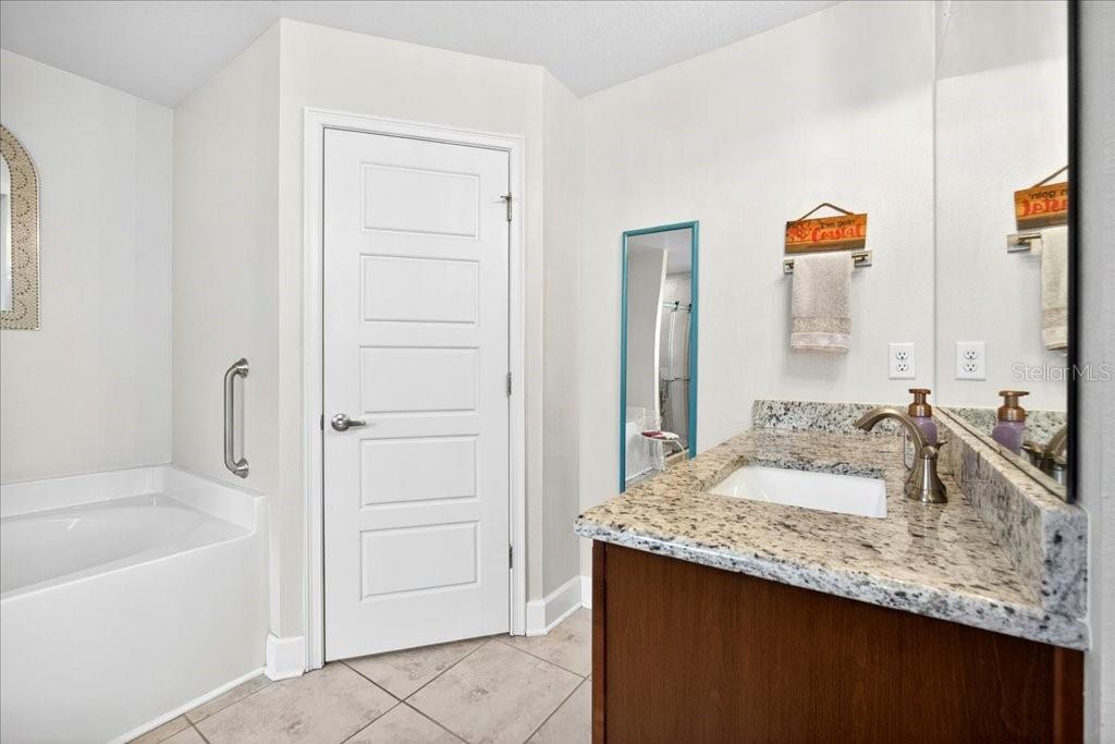 Single Family Residence at 118 RYBERRY DR, PALM COAST, photo 38 of 51