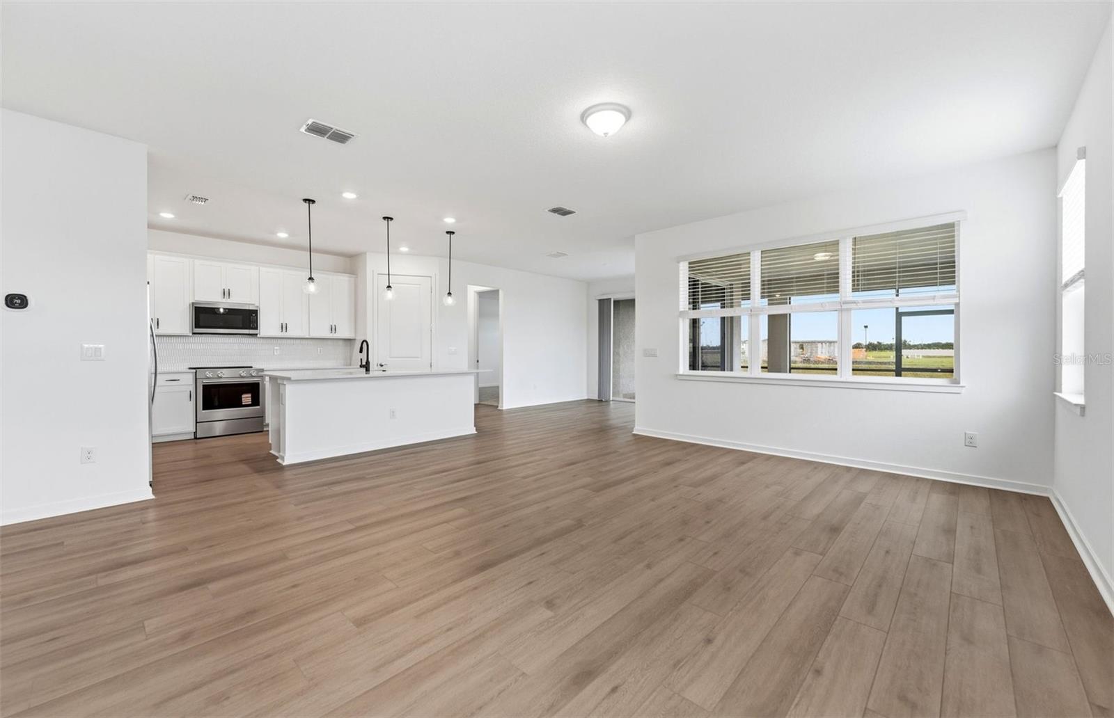 Open Concept Home Design - 10005 JOHNSON OAKS GLN, PARRISH