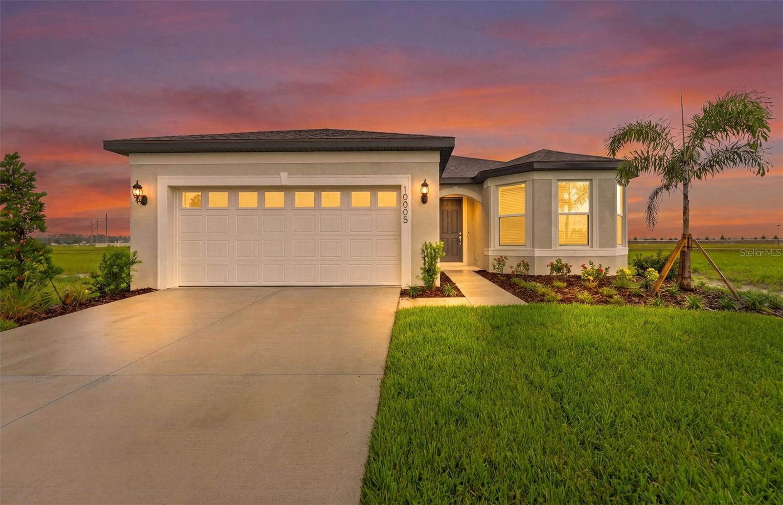 Mystique Exterior - 10005 JOHNSON OAKS GLN, PARRISH