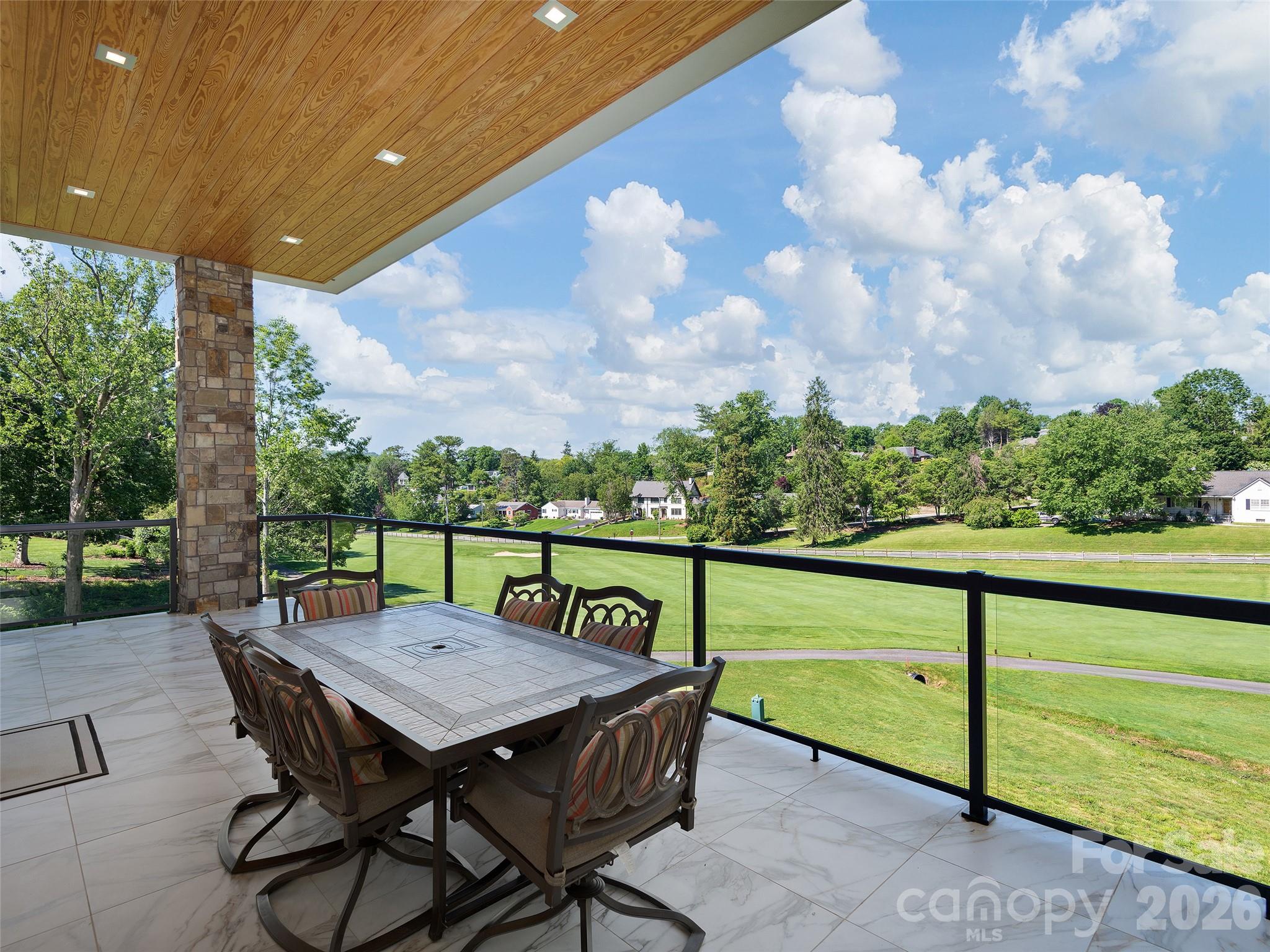 Single Family Residence at 123 Wembley Road, Asheville, photo 11 of 48