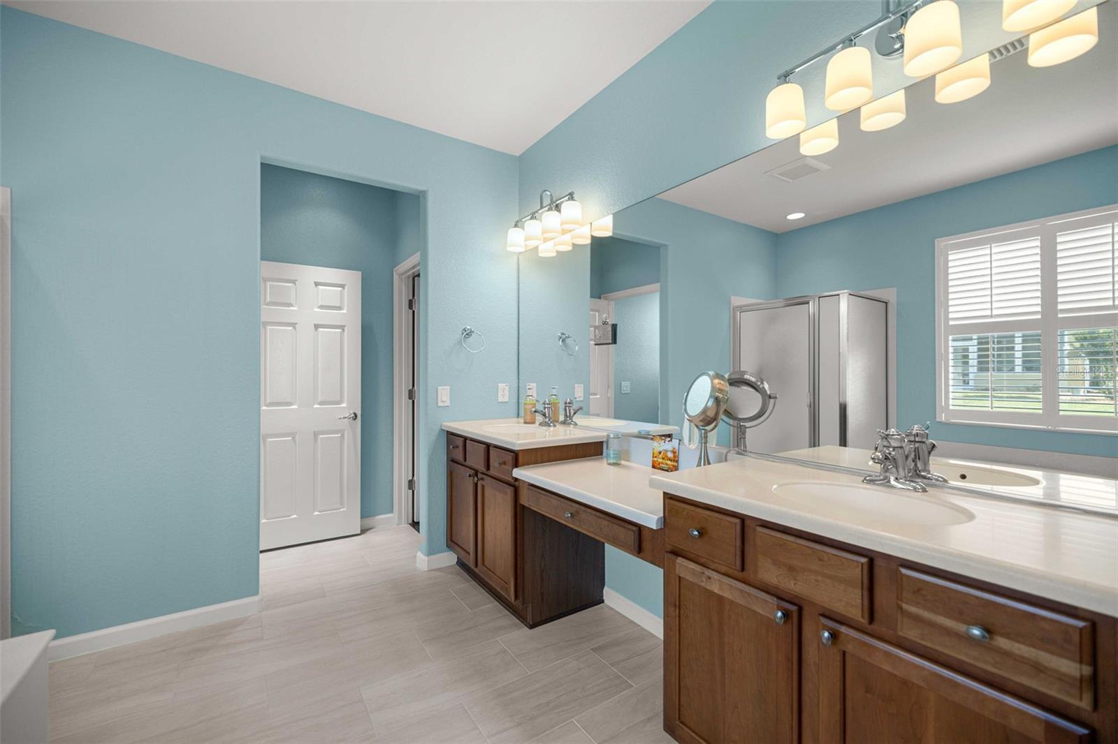 Double Vanity Quartz - 6951 SW 94TH CT, OCALA