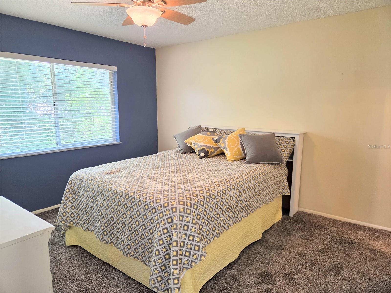 Condominium at 12404 EAGLESWOOD DR #C, HUDSON, photo 11 of 30