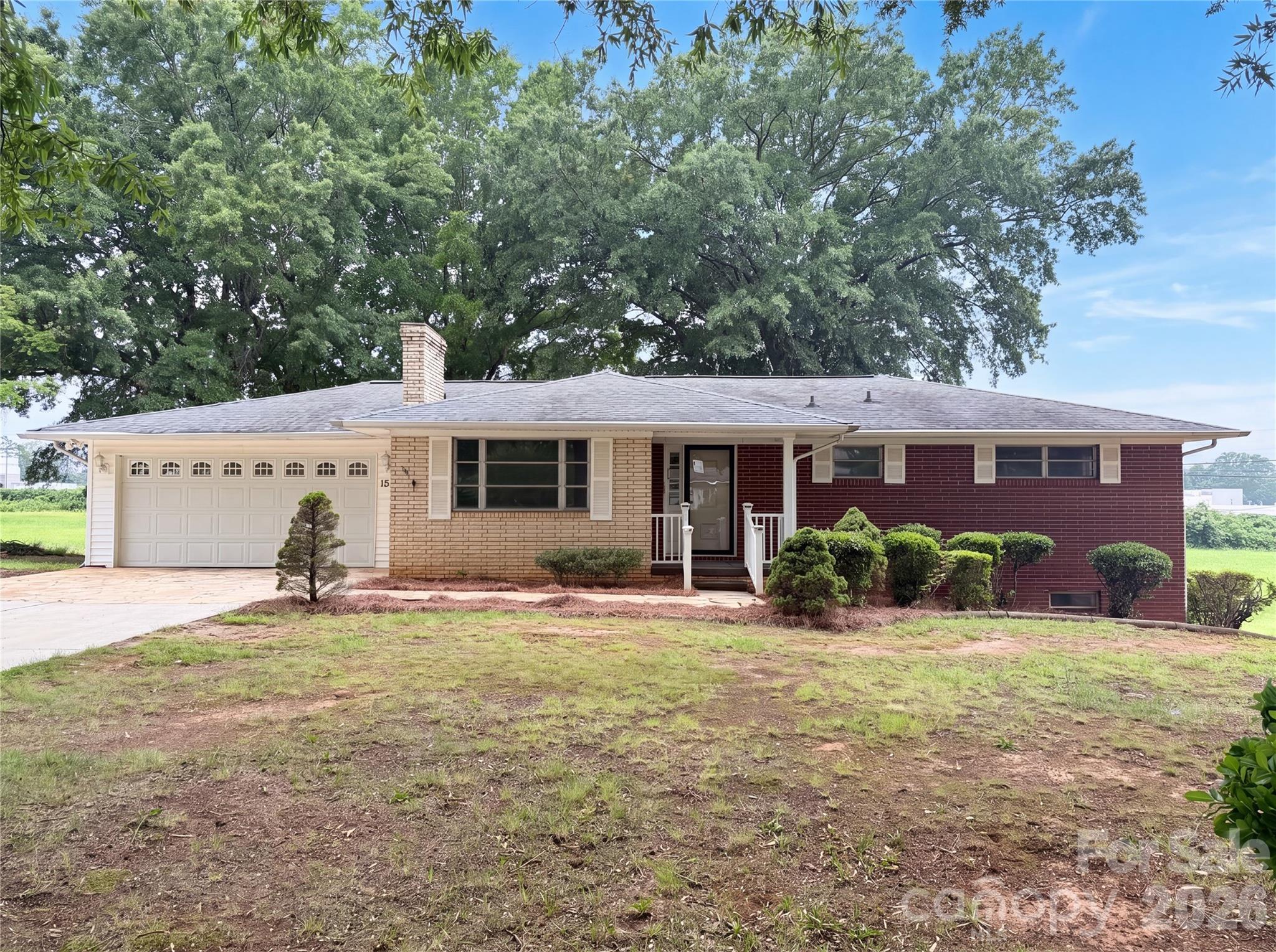 Single Family Residence at 1580 W Cloaninger Avenue, Statesville