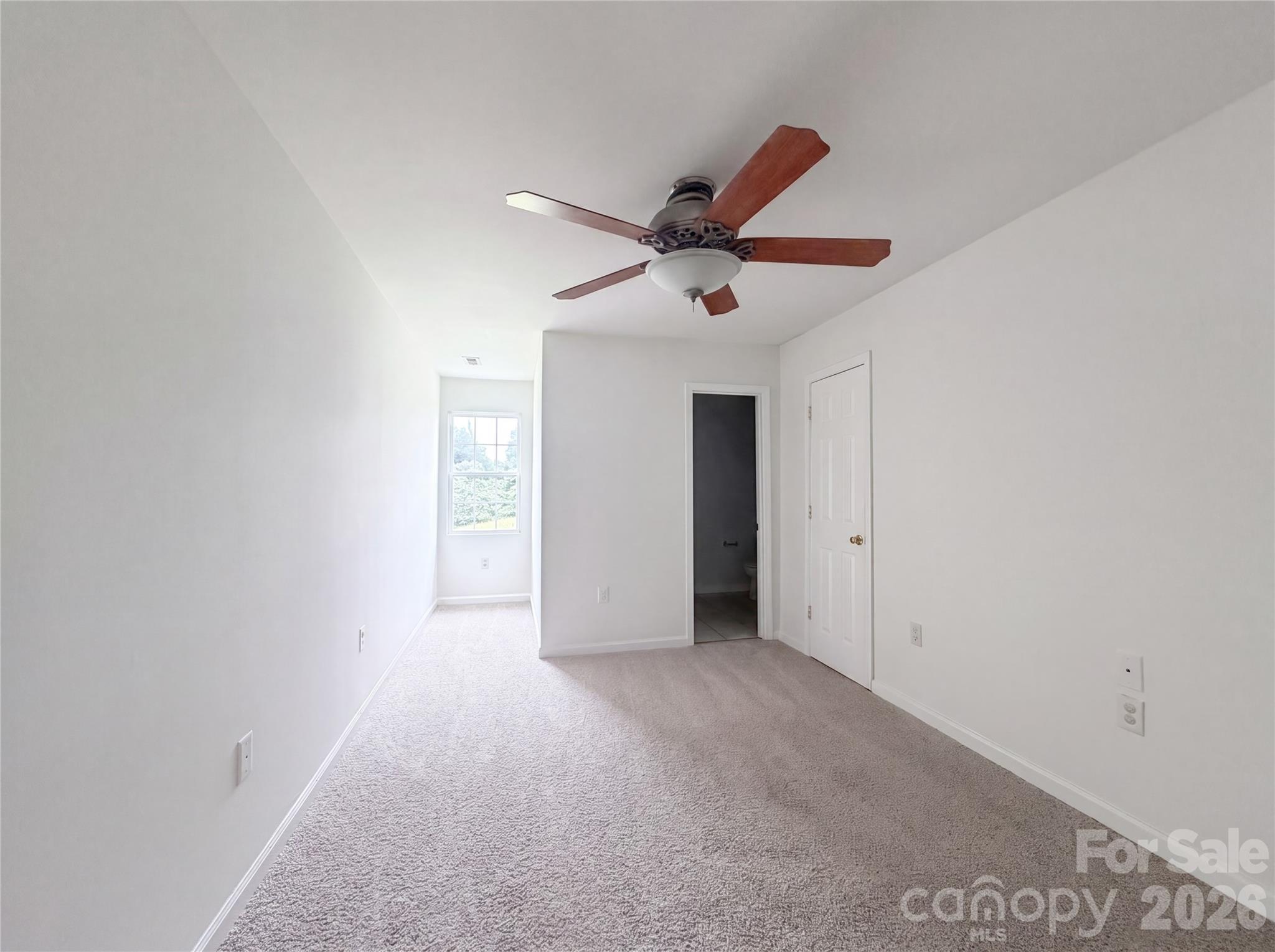 Single Family Residence at 1580 W Cloaninger Avenue, Statesville, photo 4 of 20