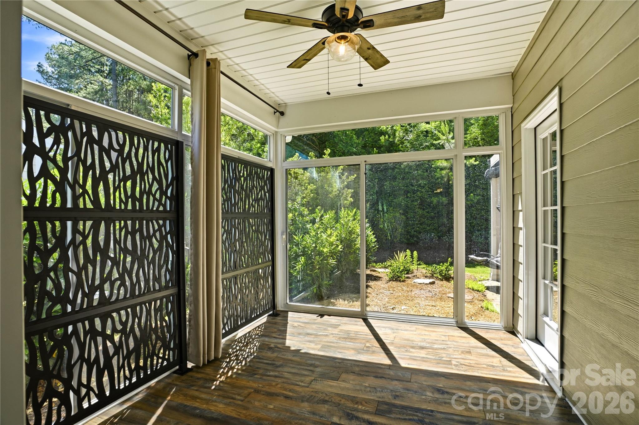 All-Season Sunroom Retreat - Seemless Access from Primary Bedroom or Living Space - 124 Van Gogh Trail, Mount Holly