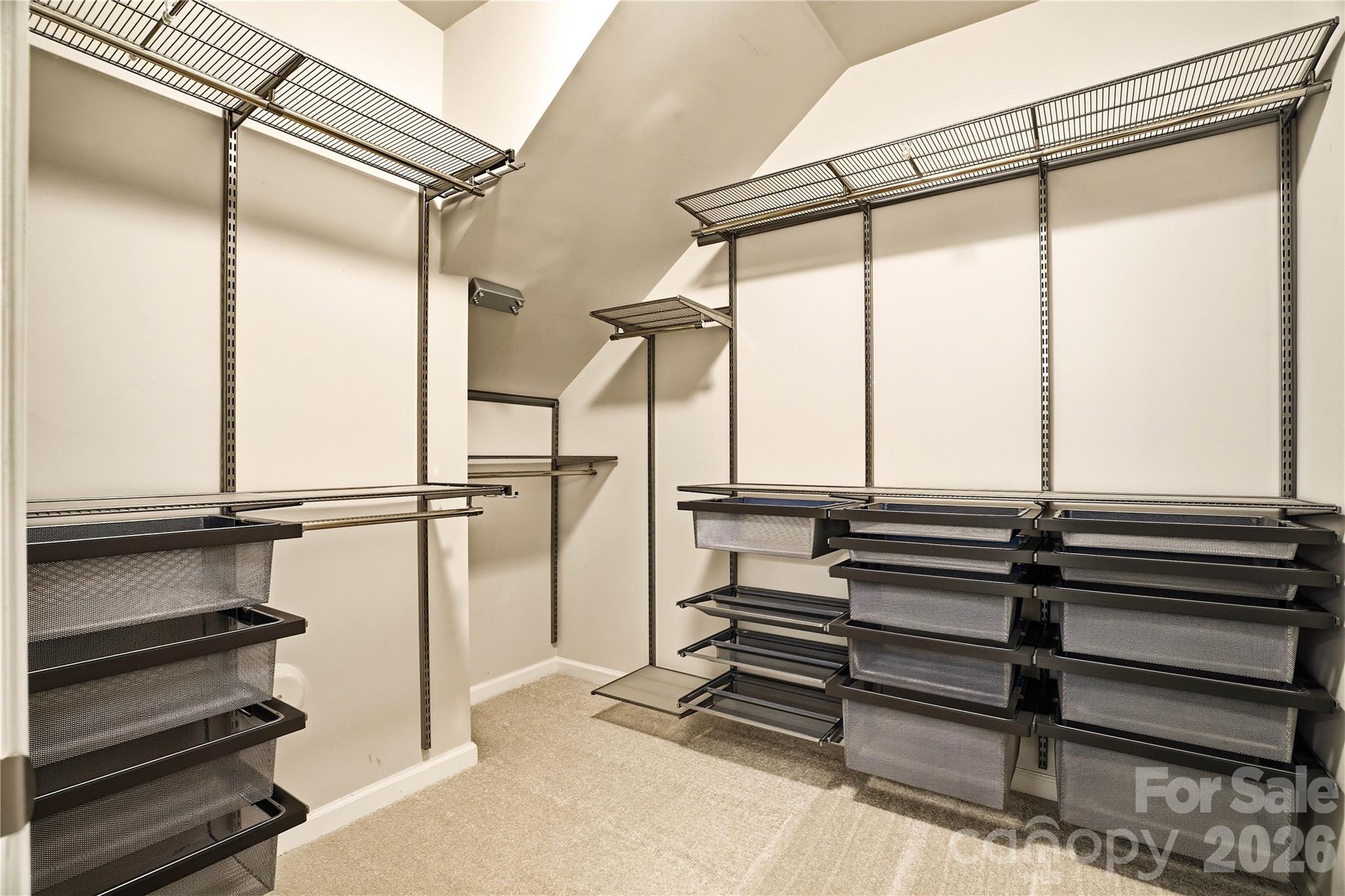 Spacious Walk-In Closet - 124 Van Gogh Trail, Mount Holly