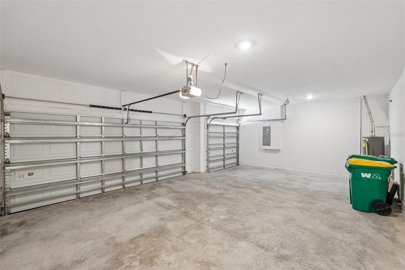 3 Car Garage - 25503 CALUSA DR, PUNTA GORDA