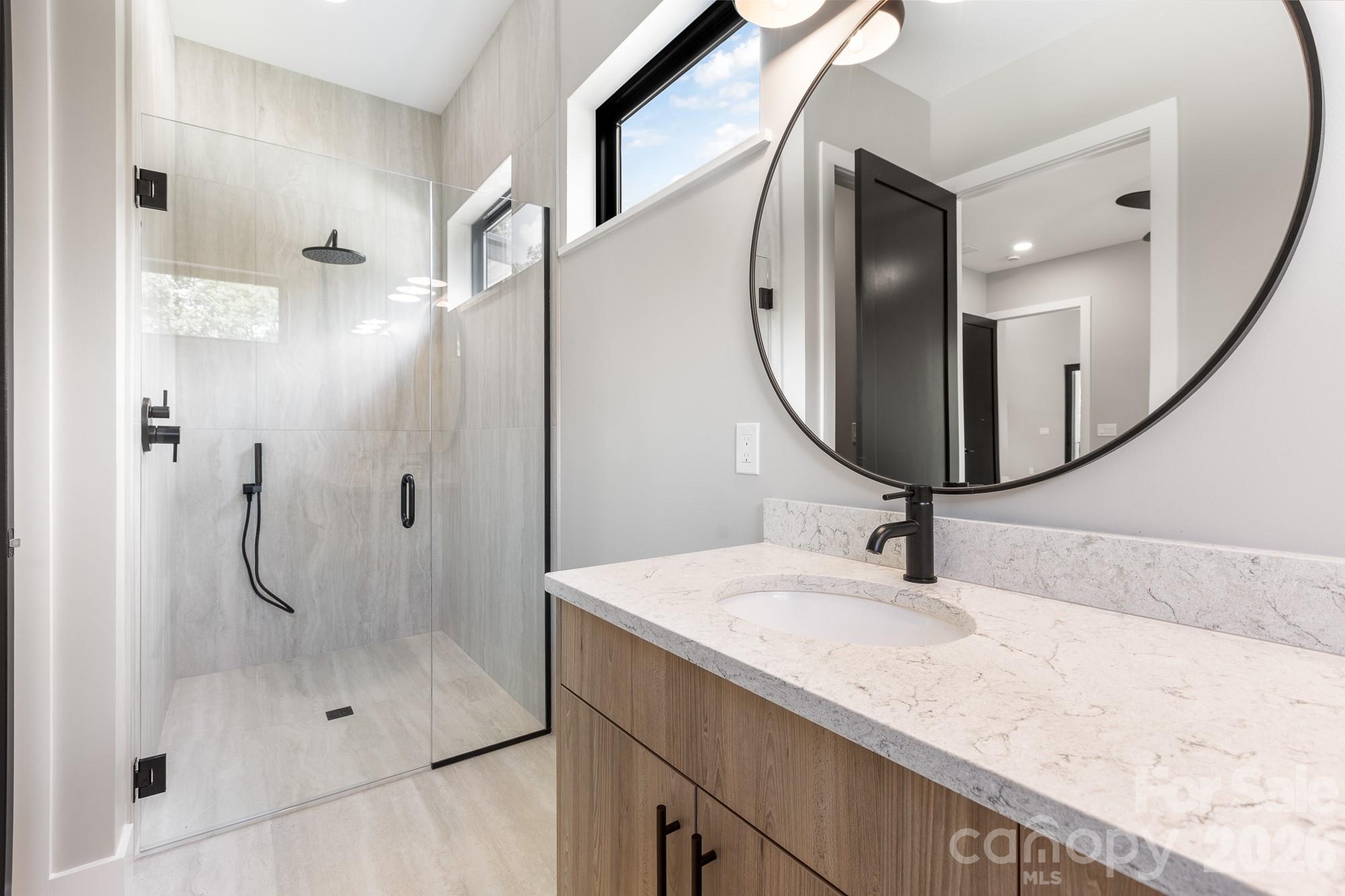 Primary suite. - 60 King Horn Ridge, Waynesville