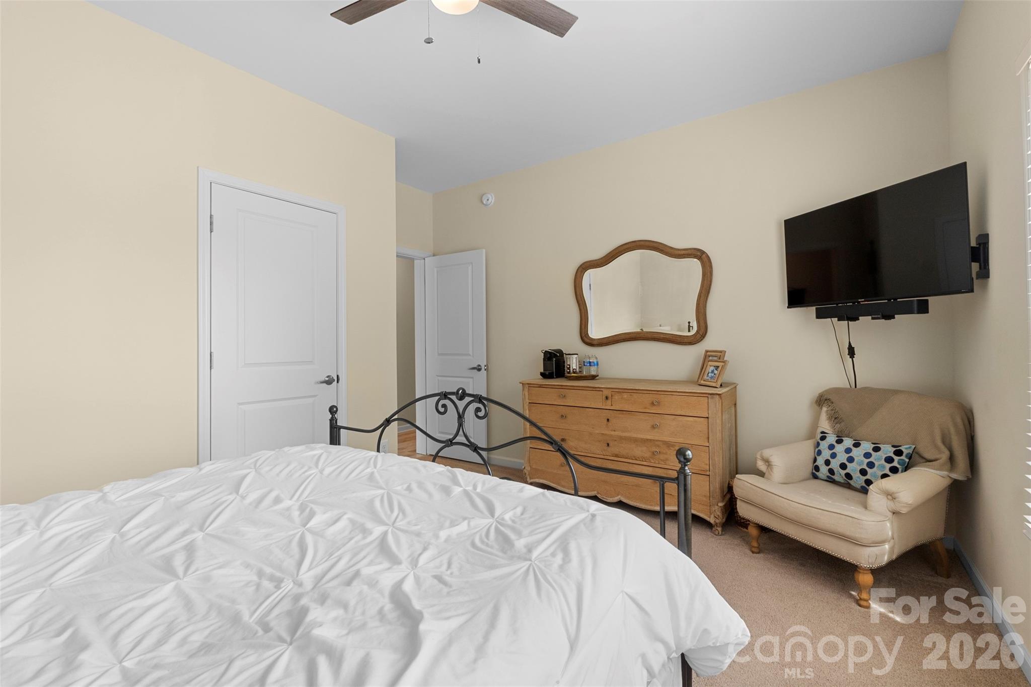 Single Family Residence at 645 Riverside Drive, Lexington, photo 22 of 48