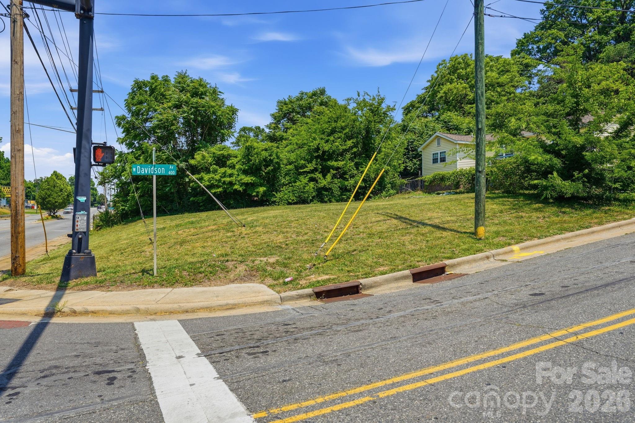 Lot at 412 W Davidson Avenue, Gastonia, photo 3 of 8