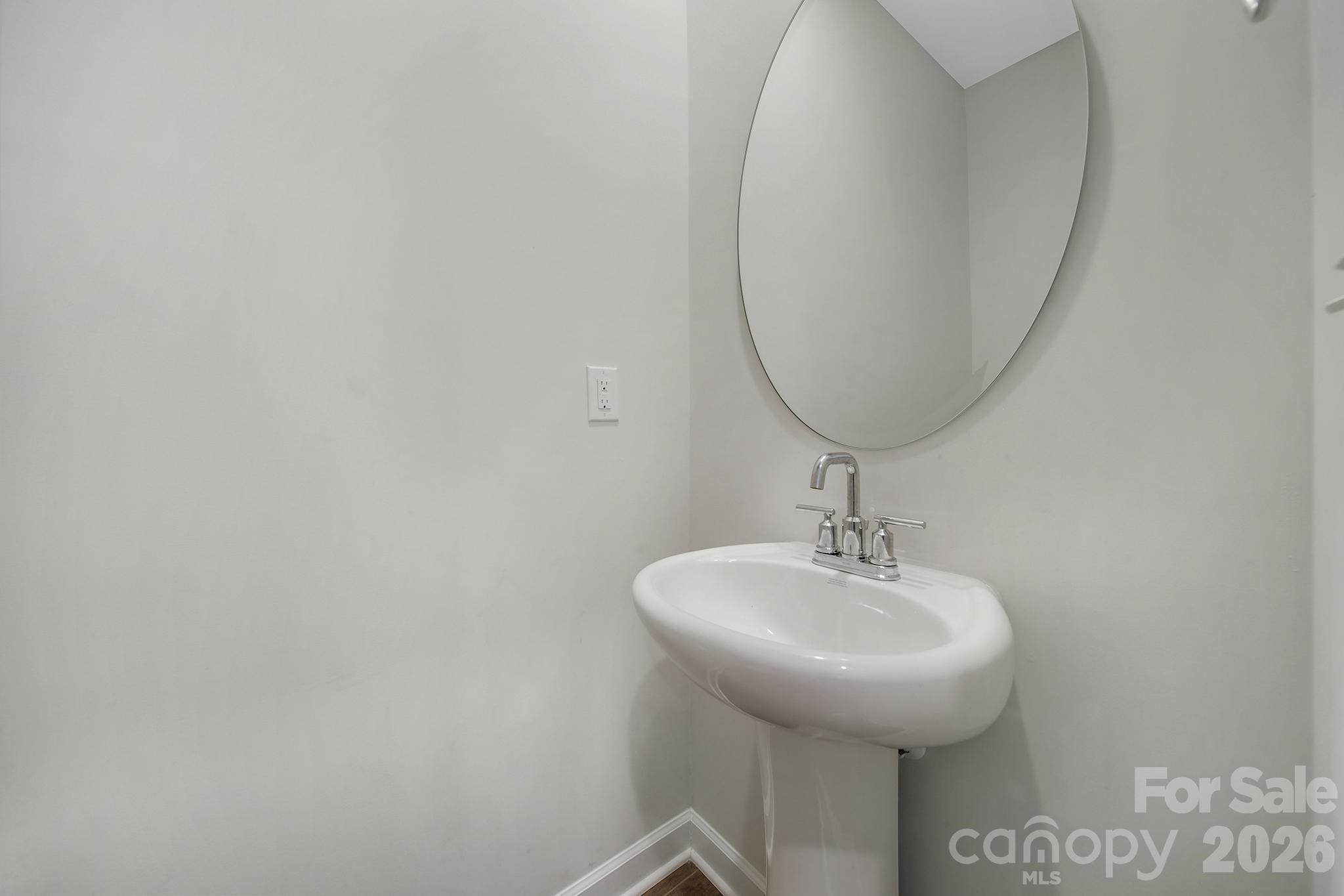 Single Family Residence at 660 Citriadora Street, Fort Mill, photo 15 of 35