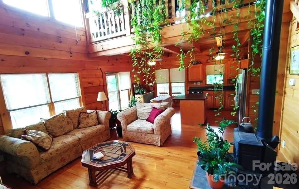 Living towards Dining & Kitchen - 453 Grandview Peaks Drive, Nebo