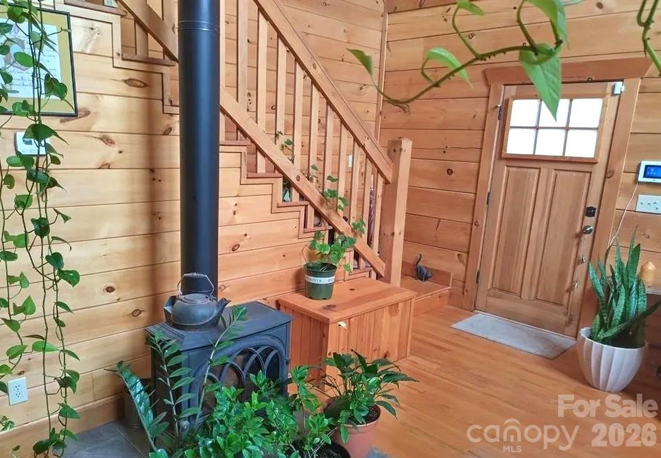 Wood Stove - 453 Grandview Peaks Drive, Nebo