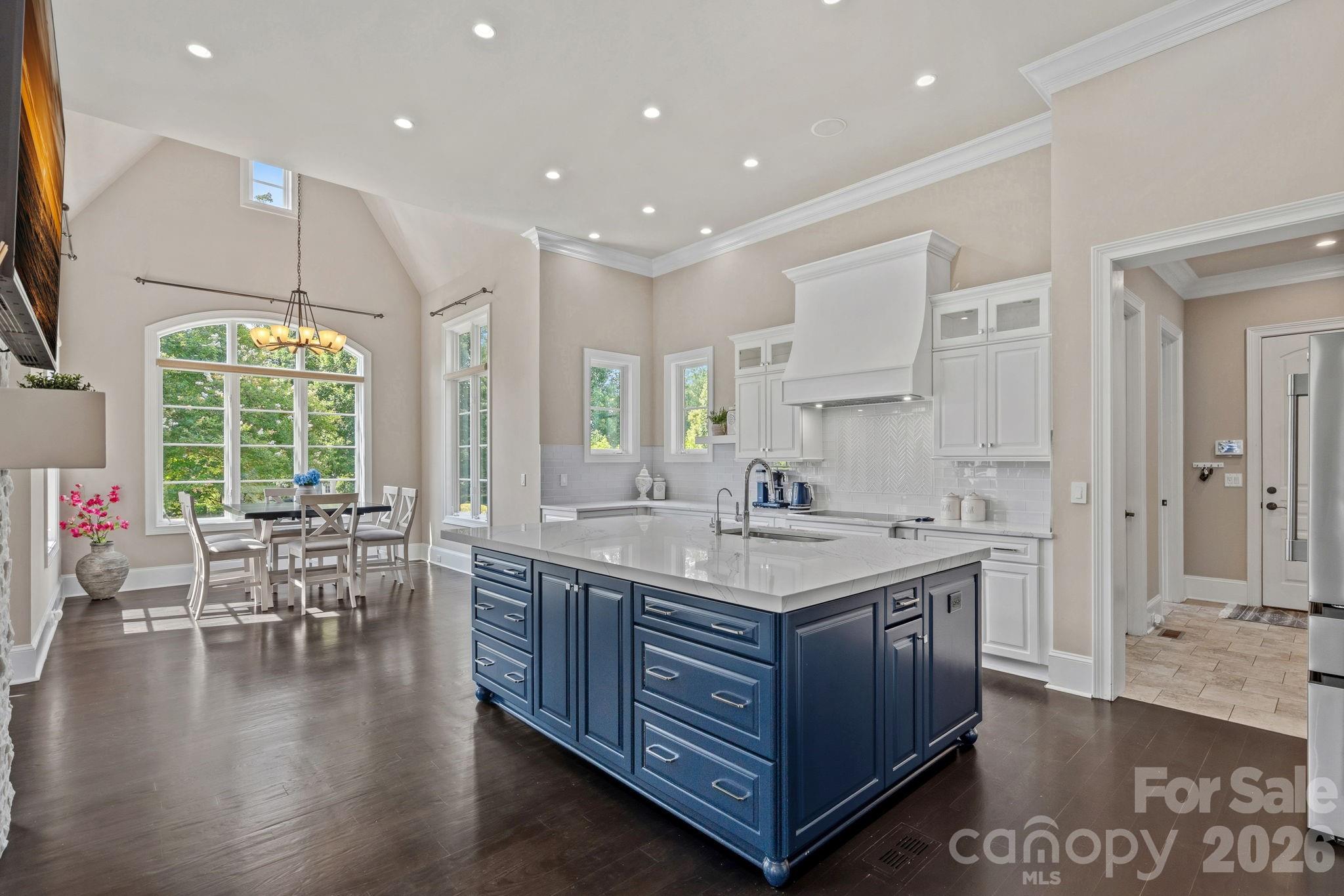 Single Family Residence at 114 Thurstons Way, Mooresville, photo 5 of 50