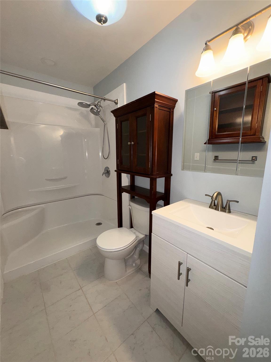 Single Family Residence at 84 E Hunt Drive, Nebo, photo 16 of 19