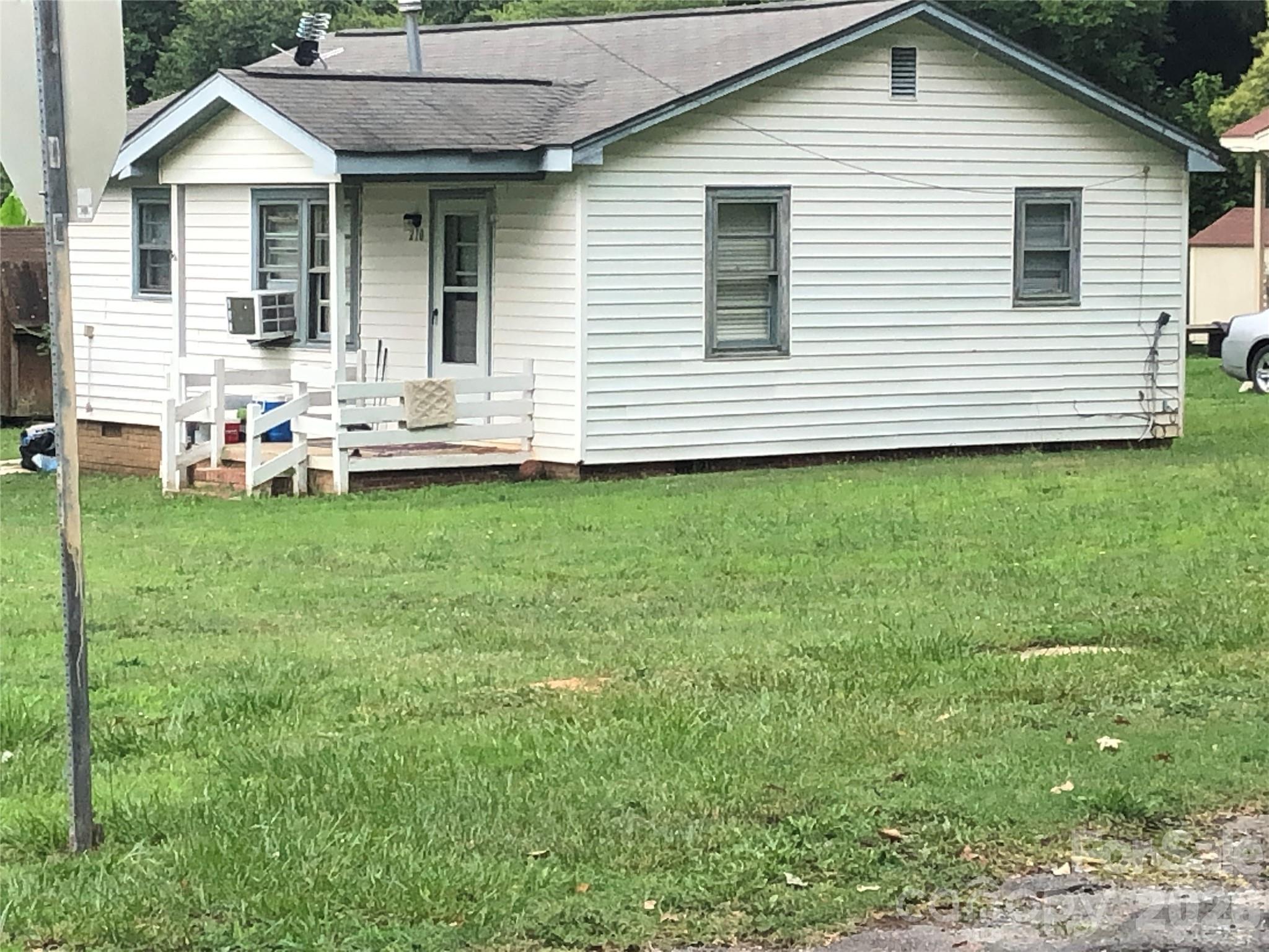 210 & 208 Munn Road