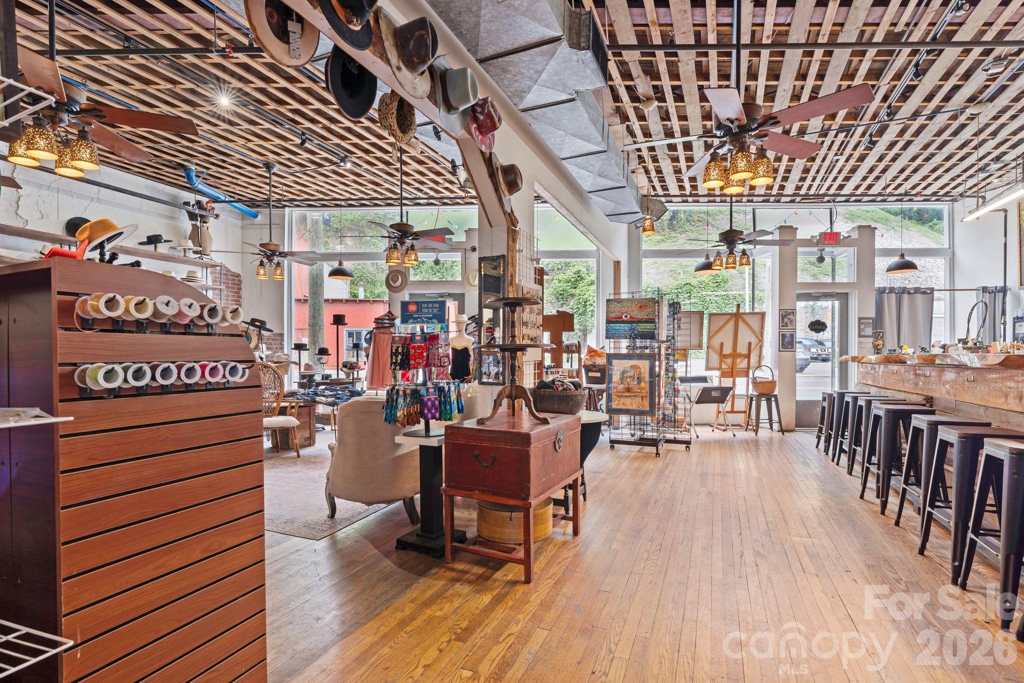 top level retail - 69 Locust Street, Spruce Pine