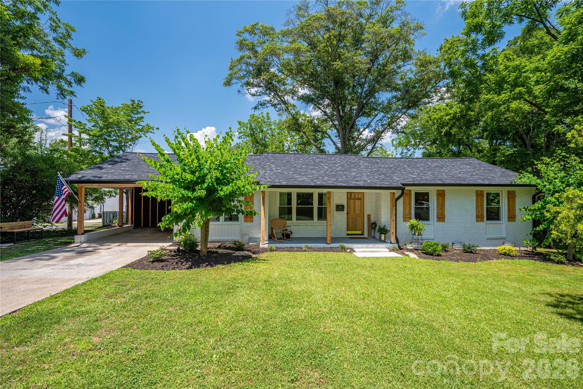 Single Family Residence at 220 Lackey Street, Kings Mountain, photo 2 of 47