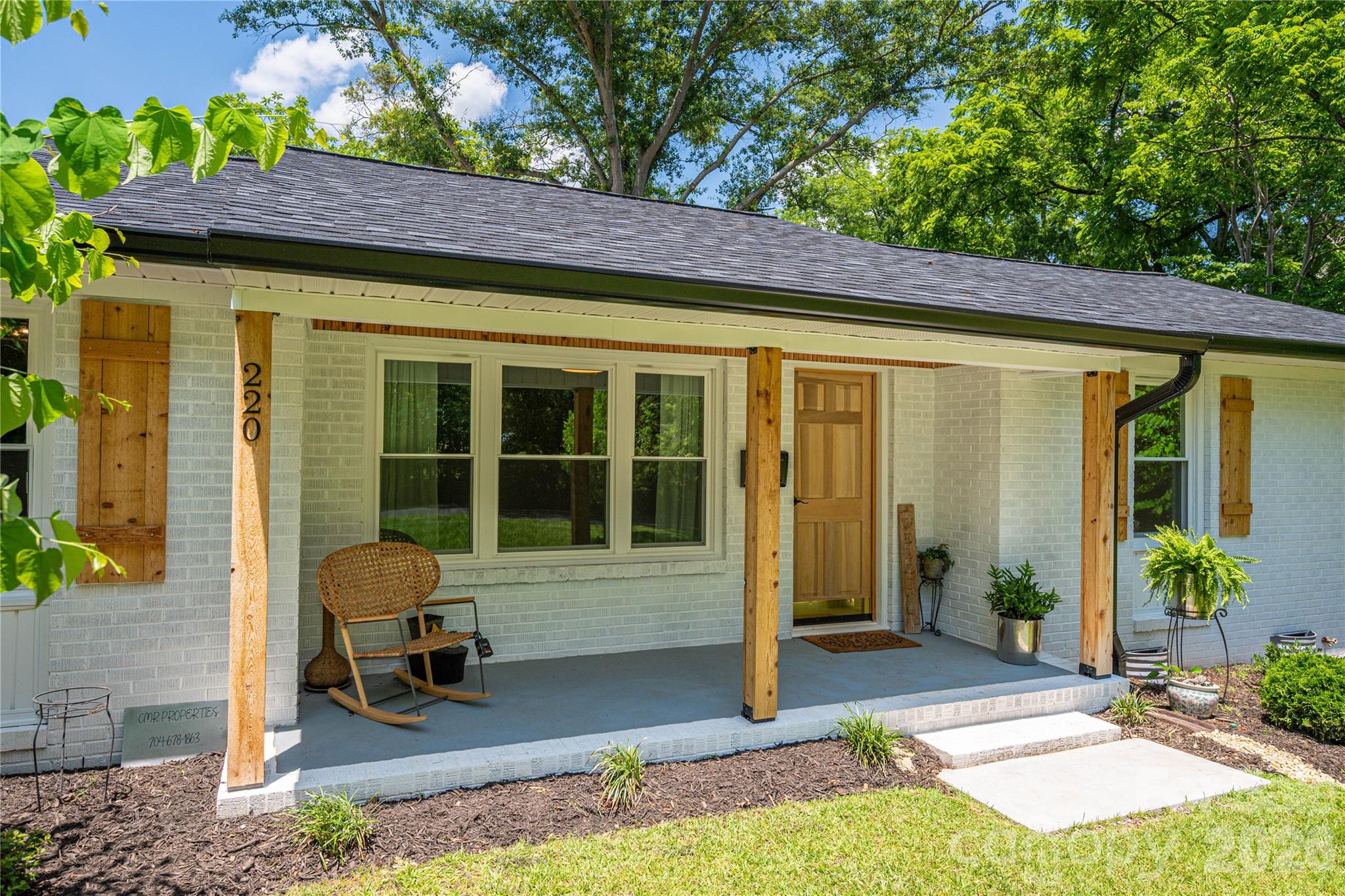 Single Family Residence at 220 Lackey Street, Kings Mountain, photo 6 of 47