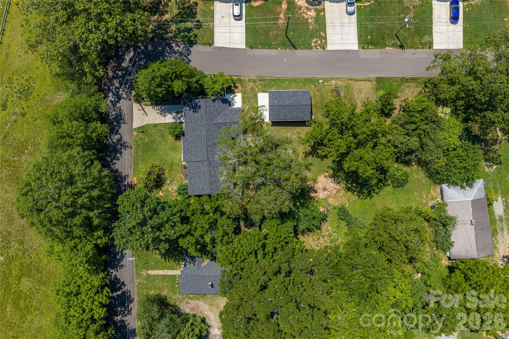 Single Family Residence at 220 Lackey Street, Kings Mountain, photo 12 of 47