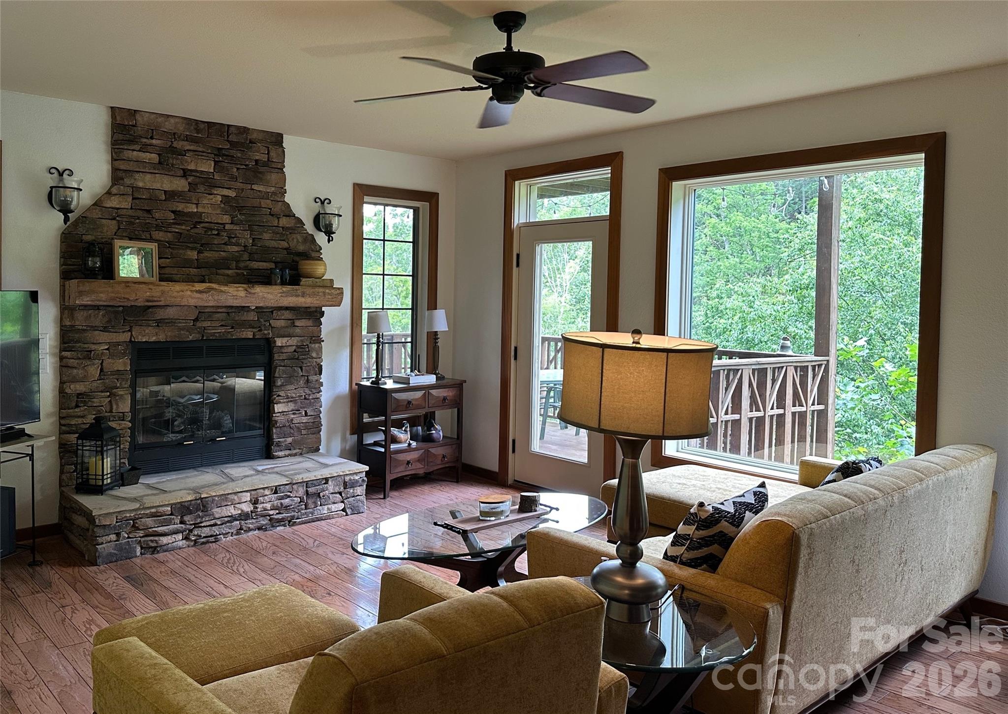 Condominium at 222 Creekside Way, Burnsville, photo 4 of 36