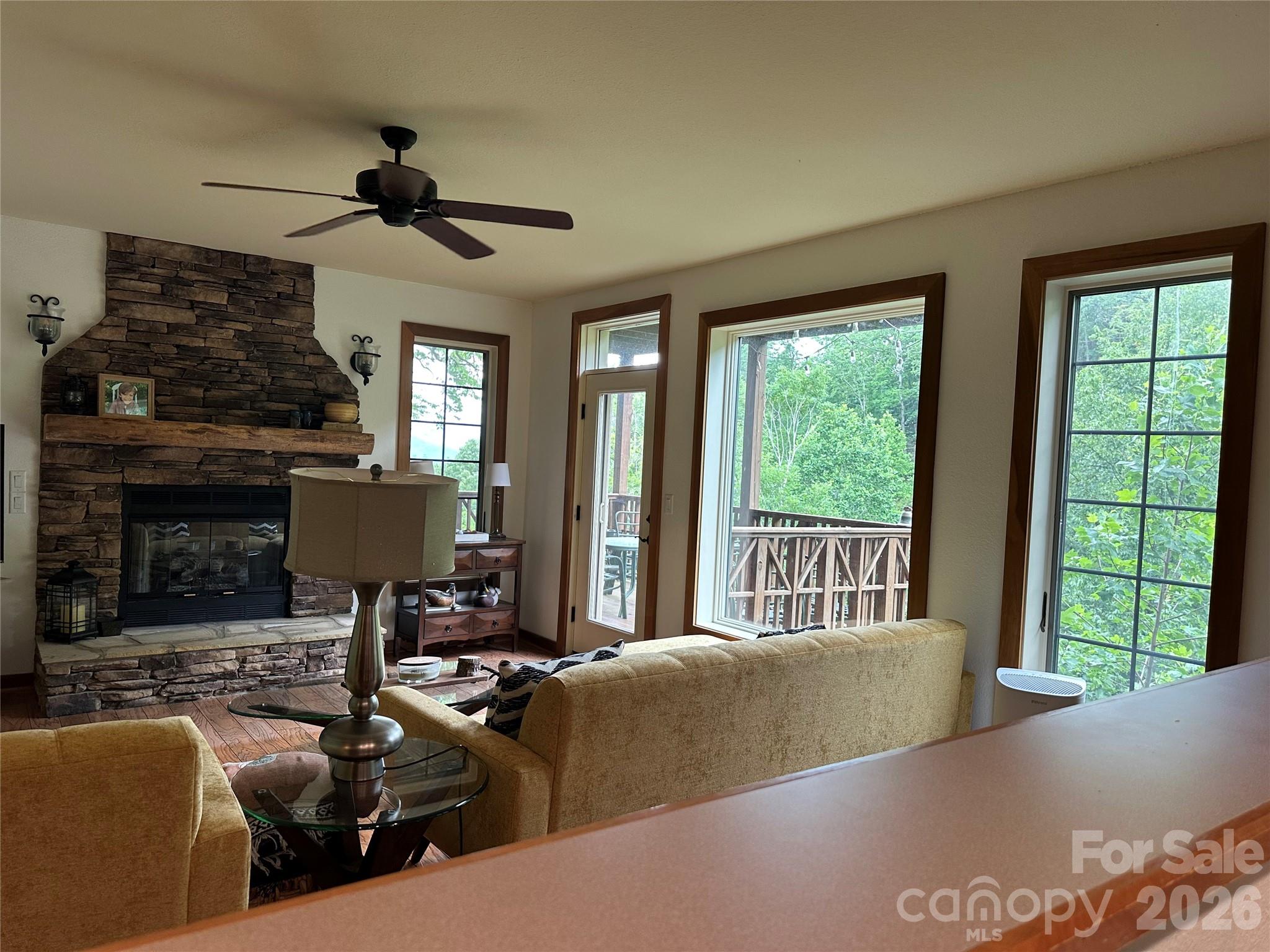 Condominium at 222 Creekside Way, Burnsville, photo 6 of 36