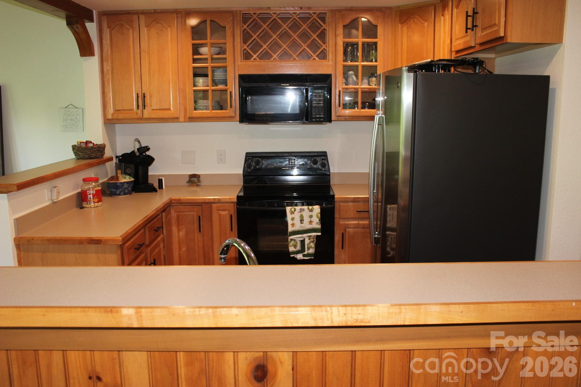 Condominium at 222 Creekside Way, Burnsville, photo 12 of 36