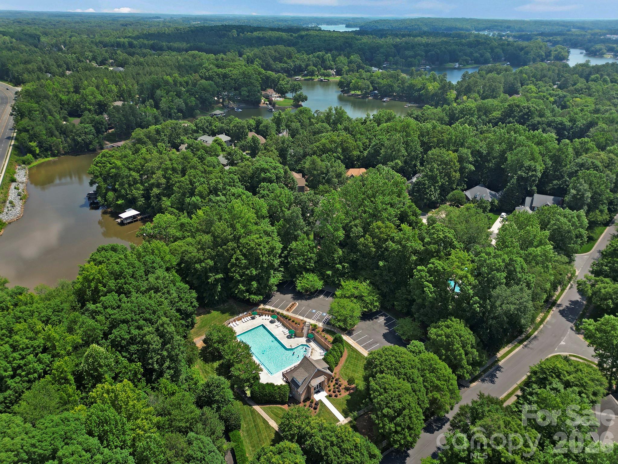 Single Family Residence at 1512 Calvin Hal Road, Lake Wylie, photo 33 of 34