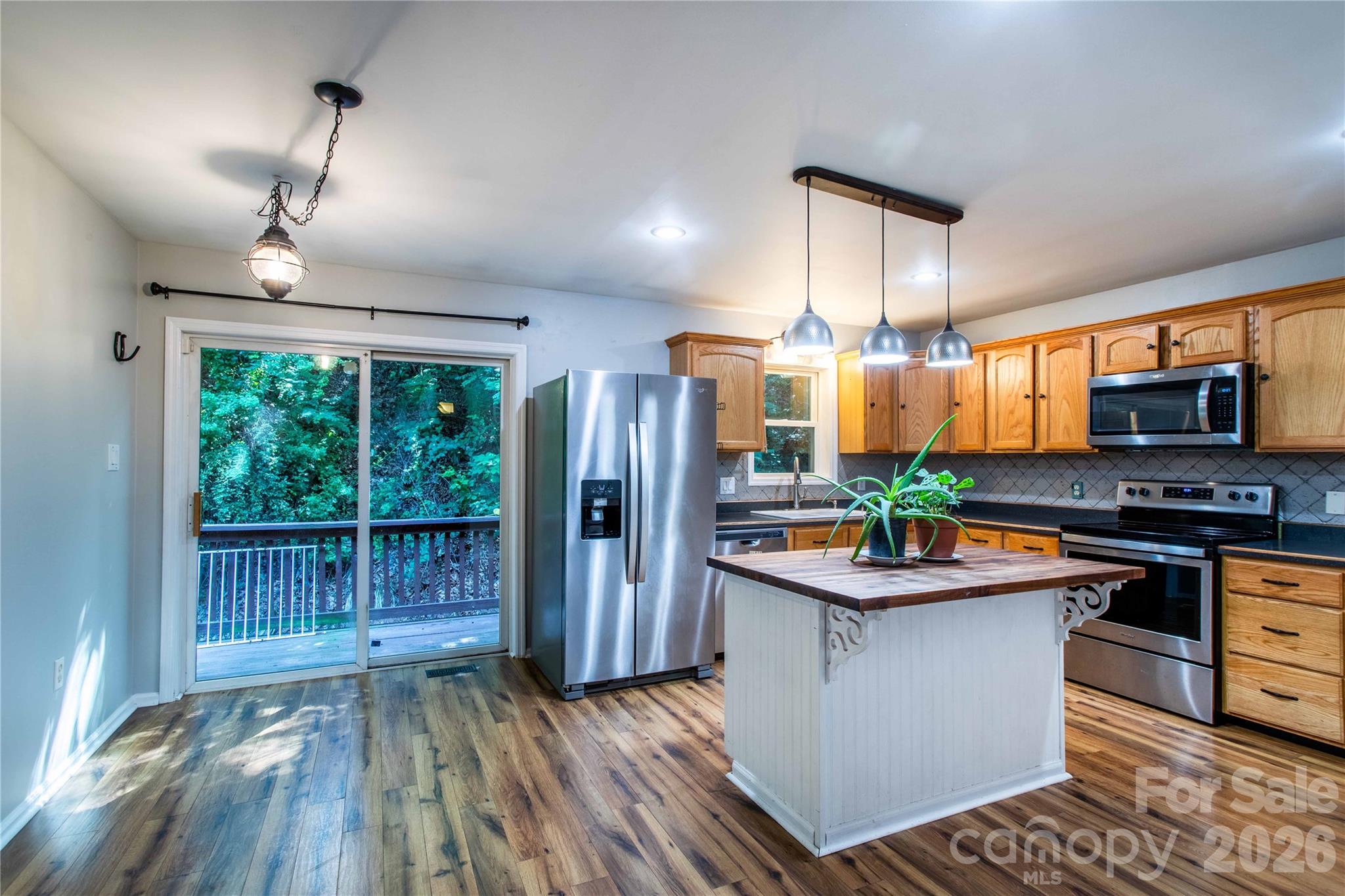 Single Family Residence at 142 Blake Drive, Canton, photo 18 of 48