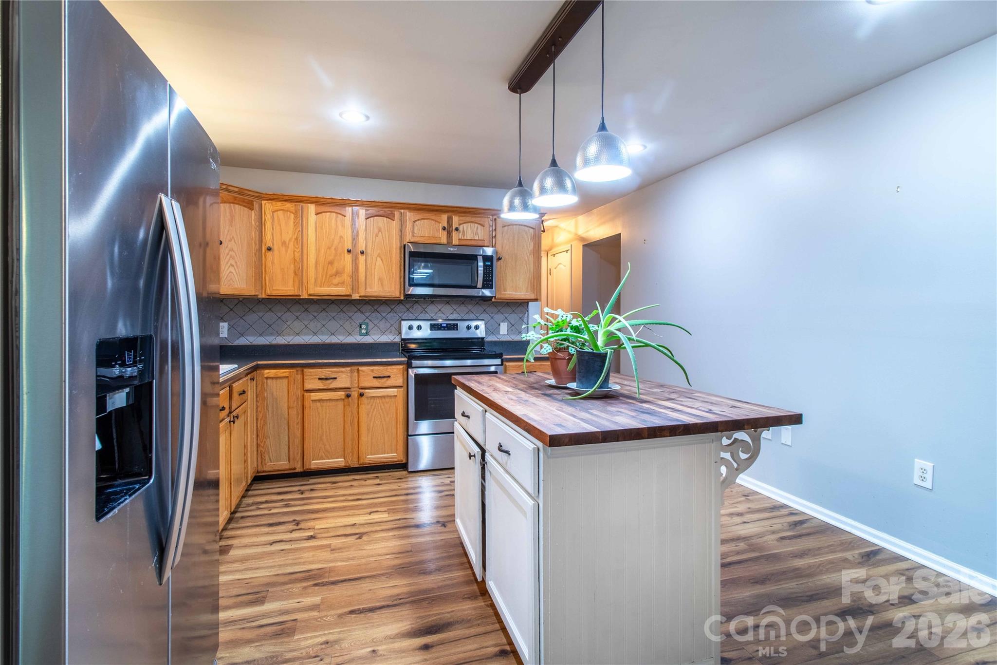 Single Family Residence at 142 Blake Drive, Canton, photo 19 of 48