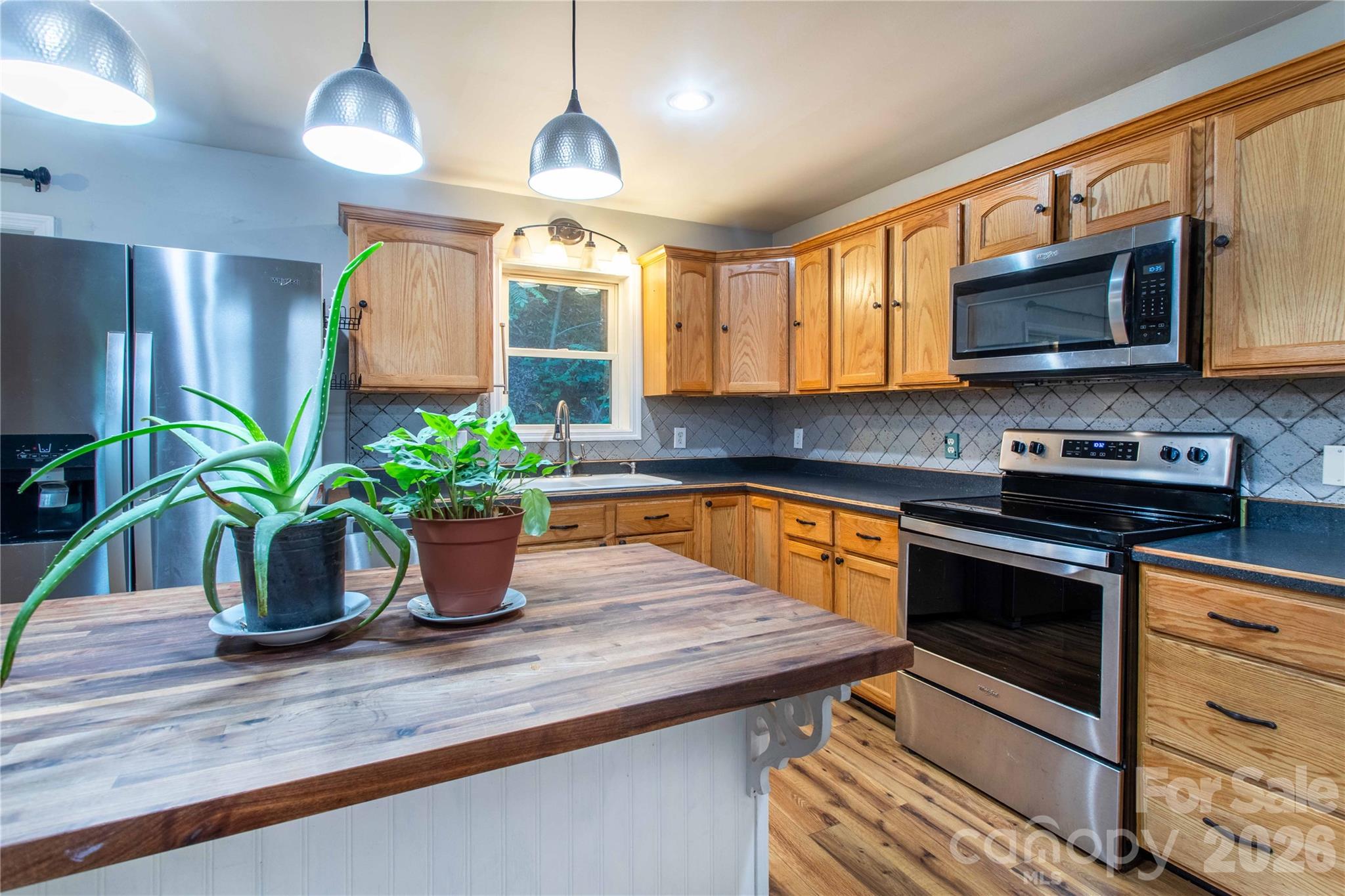 Single Family Residence at 142 Blake Drive, Canton, photo 20 of 48