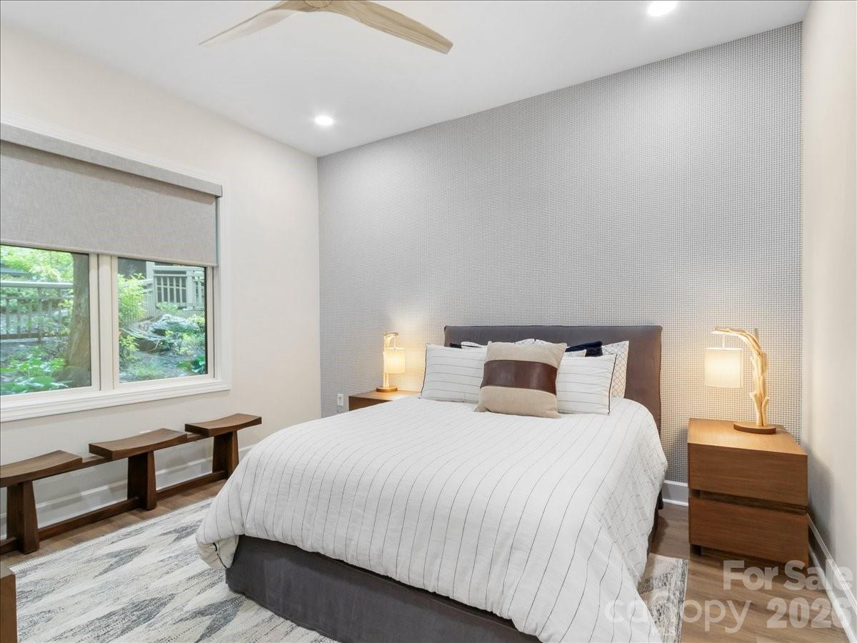 MAIN FLOOR BEDROOM - 530 Andrew Banks Road, Burnsville