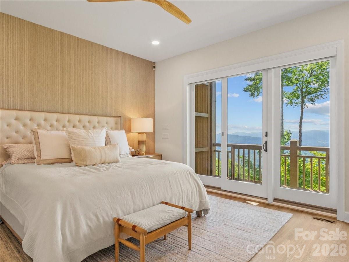 MOUNTAIN VIEWS! - 530 Andrew Banks Road, Burnsville